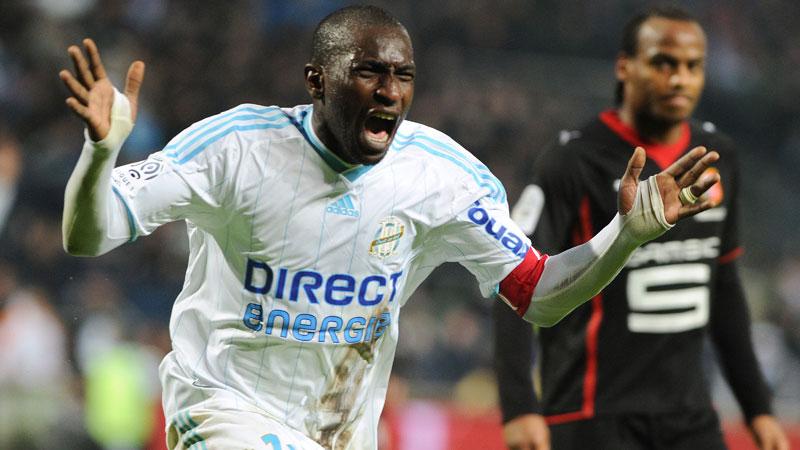 Mamadou Niang kunde jubla över både 2–1 och en säkrad ligatitel för Marseille.