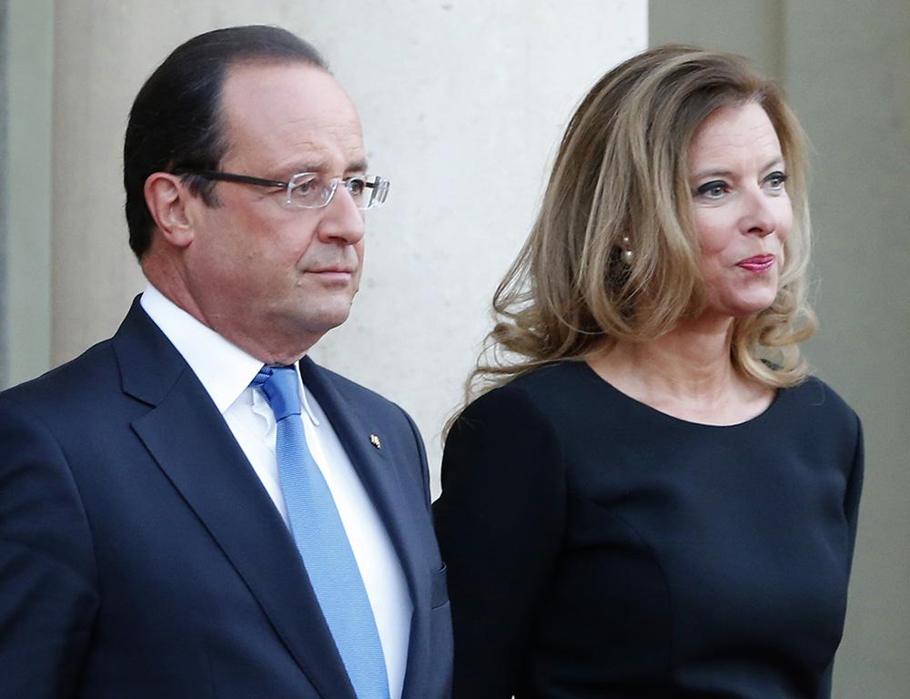 François Hollandes och Valérie Trierweiler syntes i flera officiella sammanhang när de fortfarande var tillsammans. Under en tid betraktades hon som ”Franrikes första dam”.