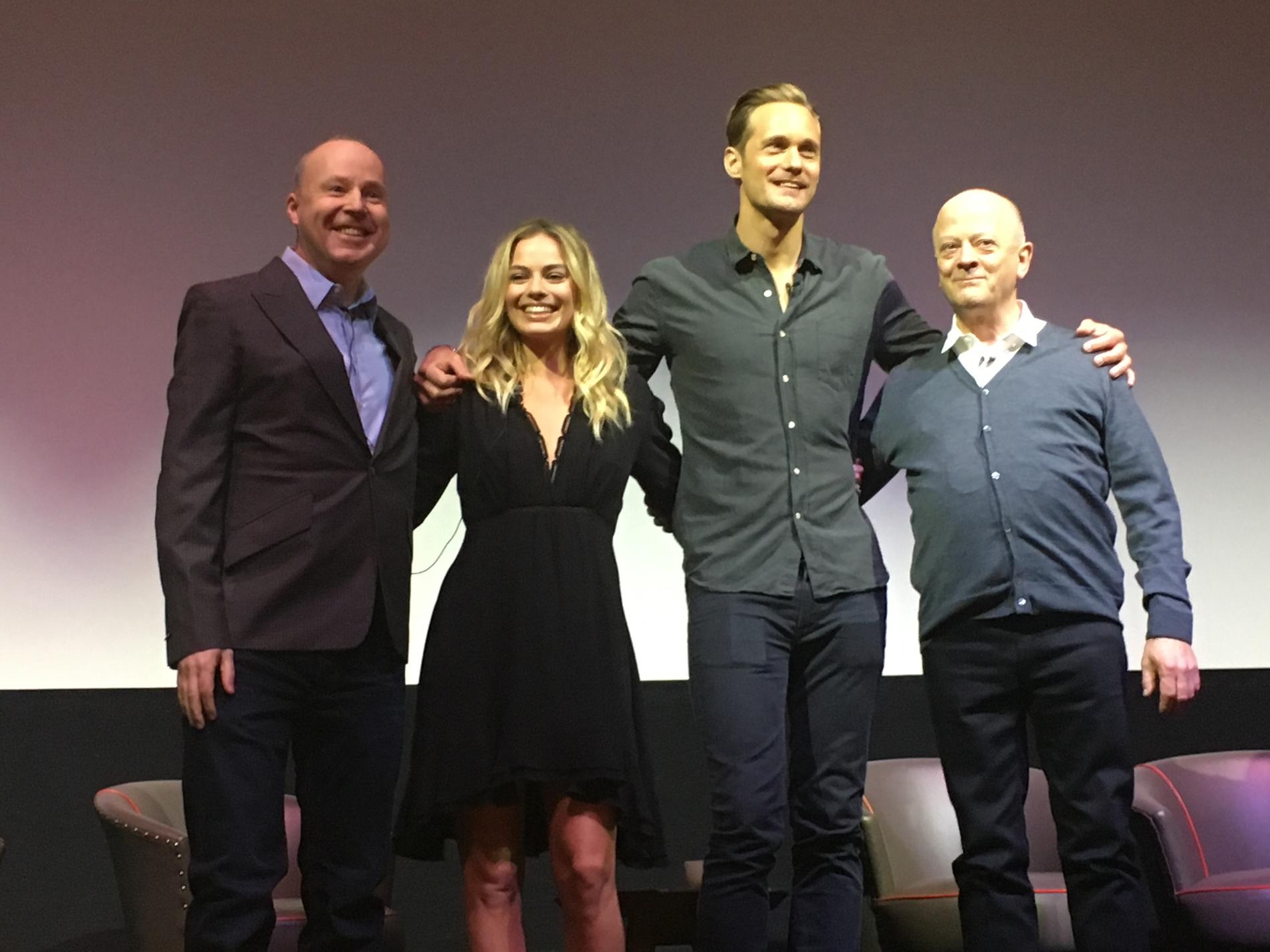 Från vänster: David Yates, regissör, Margot Robbie, Alexander Skarsgård, David Barron, producent.