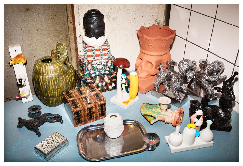 Konstnären Per B Sundberg har skapat kollektionen ”Föremål” för Ikea.