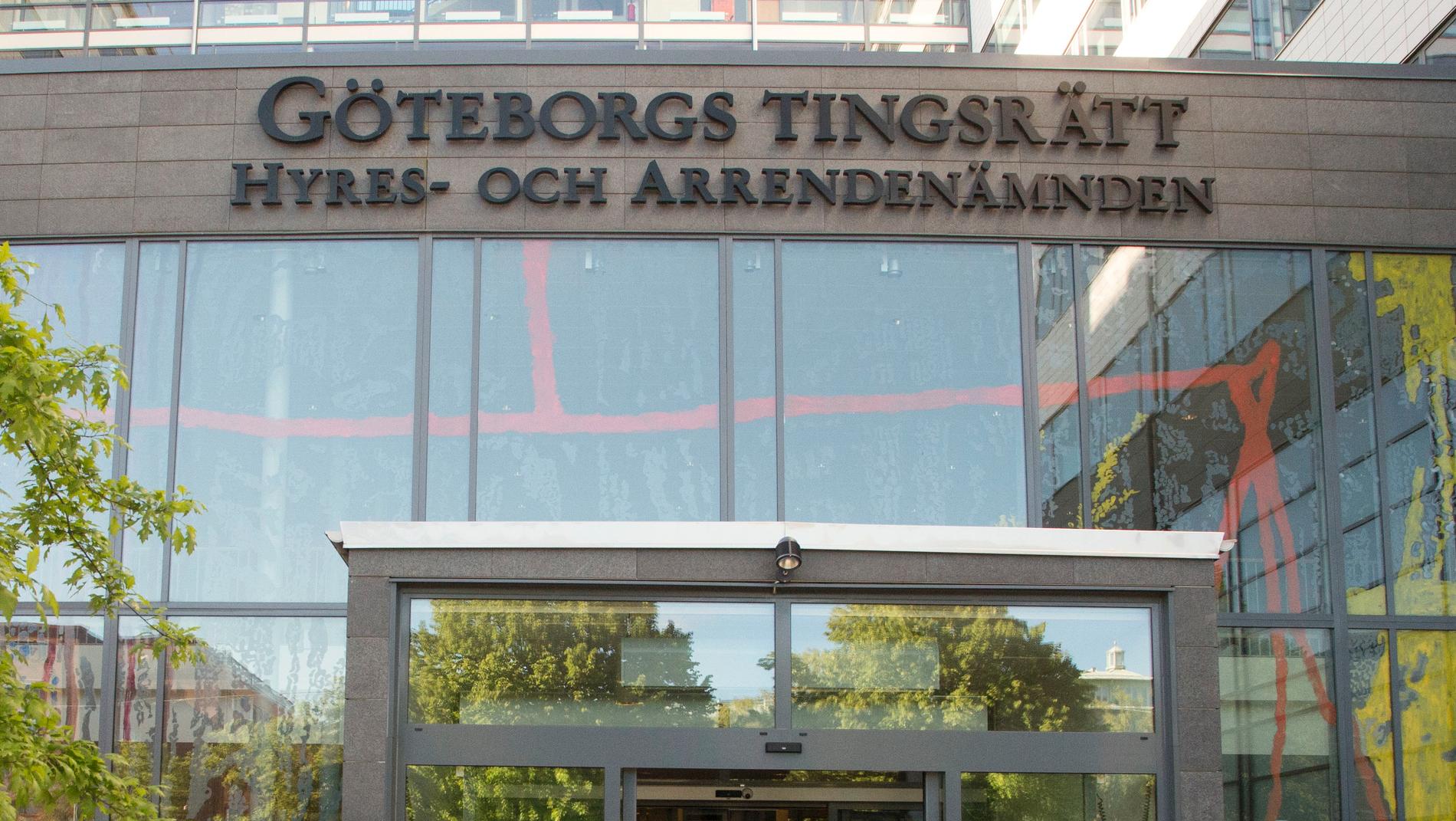En kommunal förvaltare döms av Göteborgs tingsrätt till två och ett halvt års fängelse för bland annat över 400 fall av grov förskingring. Arkivbild.