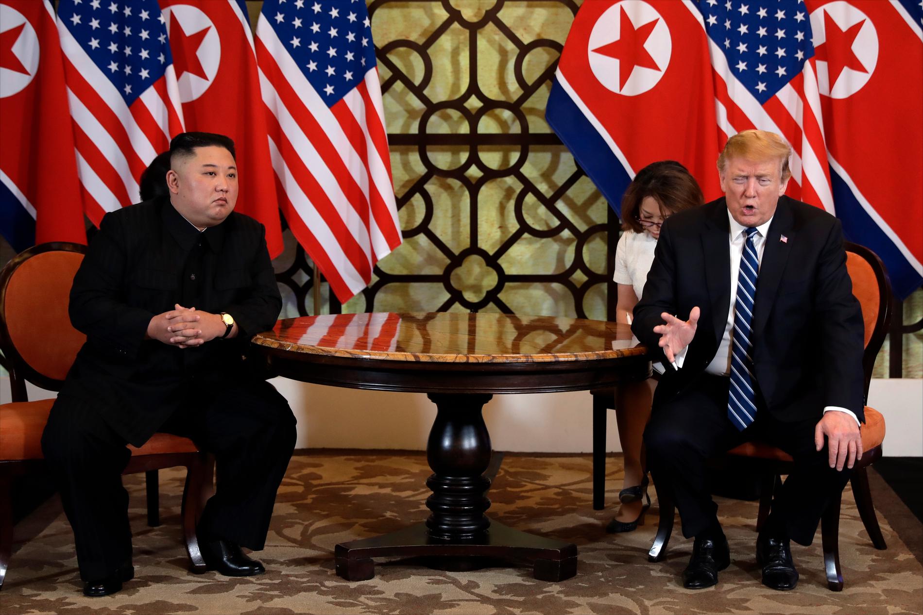 President Donald Trump och Nordkoreas diktator Kim Jong-Un vid toppmötet i februari i Hanoi i Vietnam.