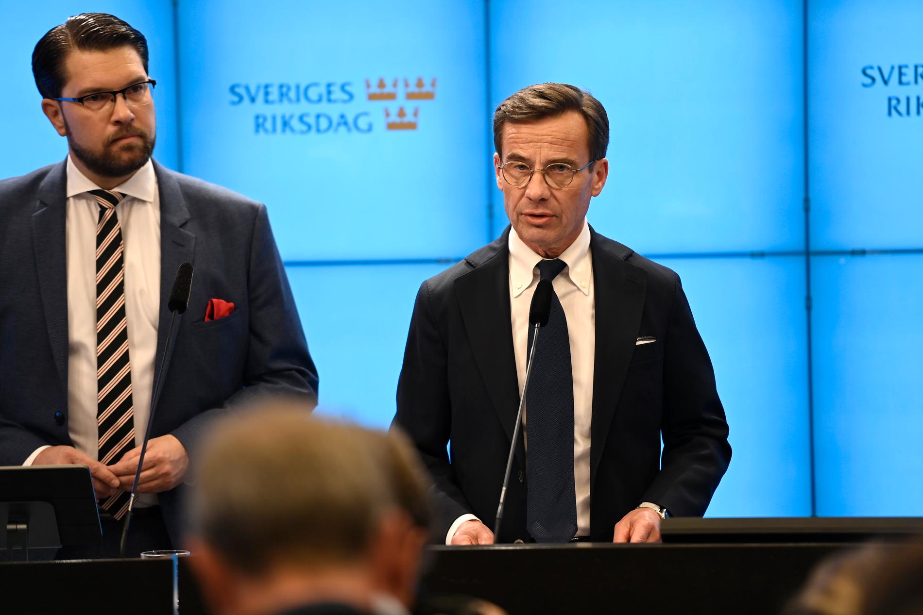 Jimmie Åkesson och Ulf Kristersson på pressträffen. 