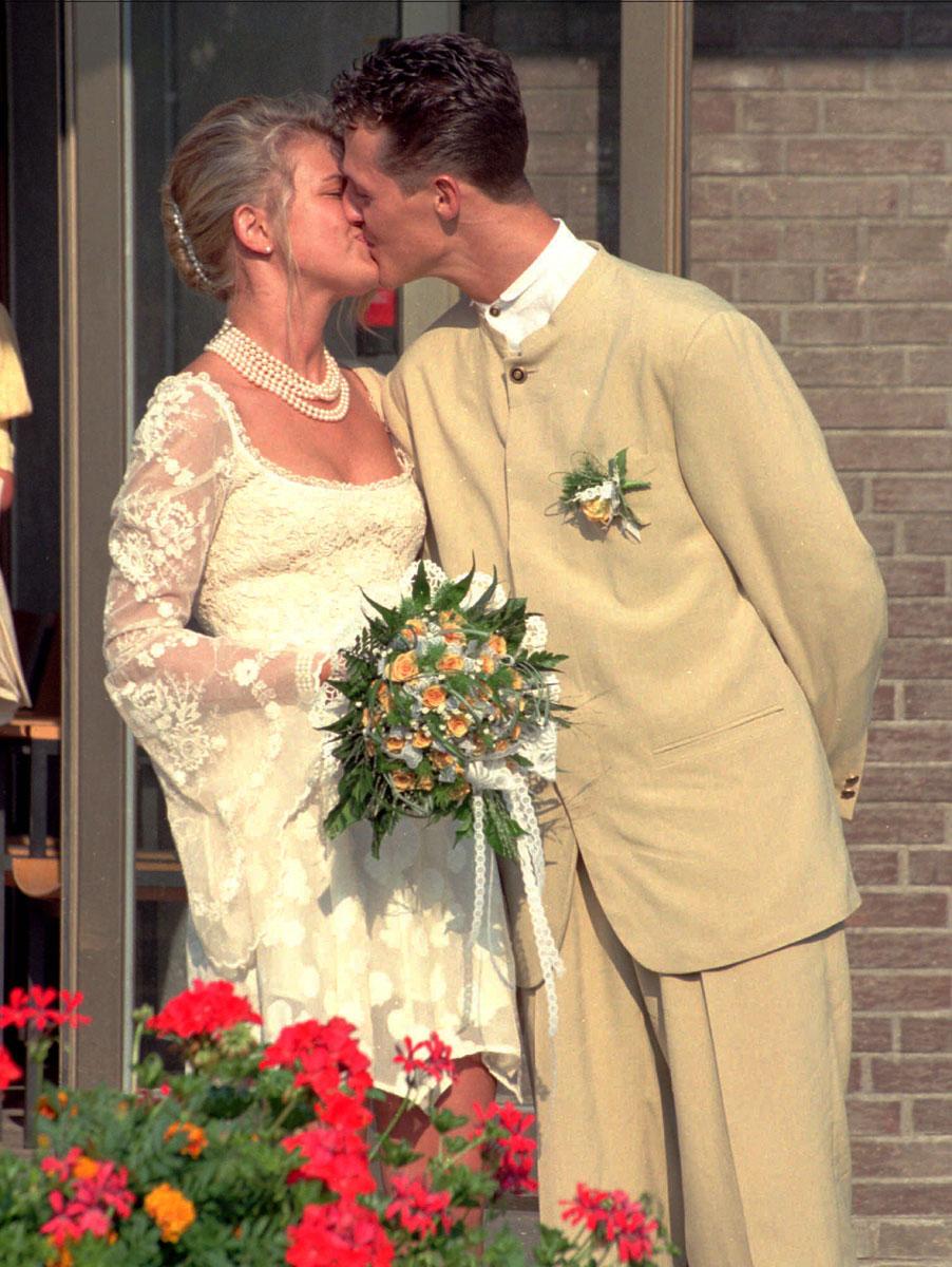 1995 Puss älskling! Michael och hans Corrina gifte sig i en borgerlig vigsel.