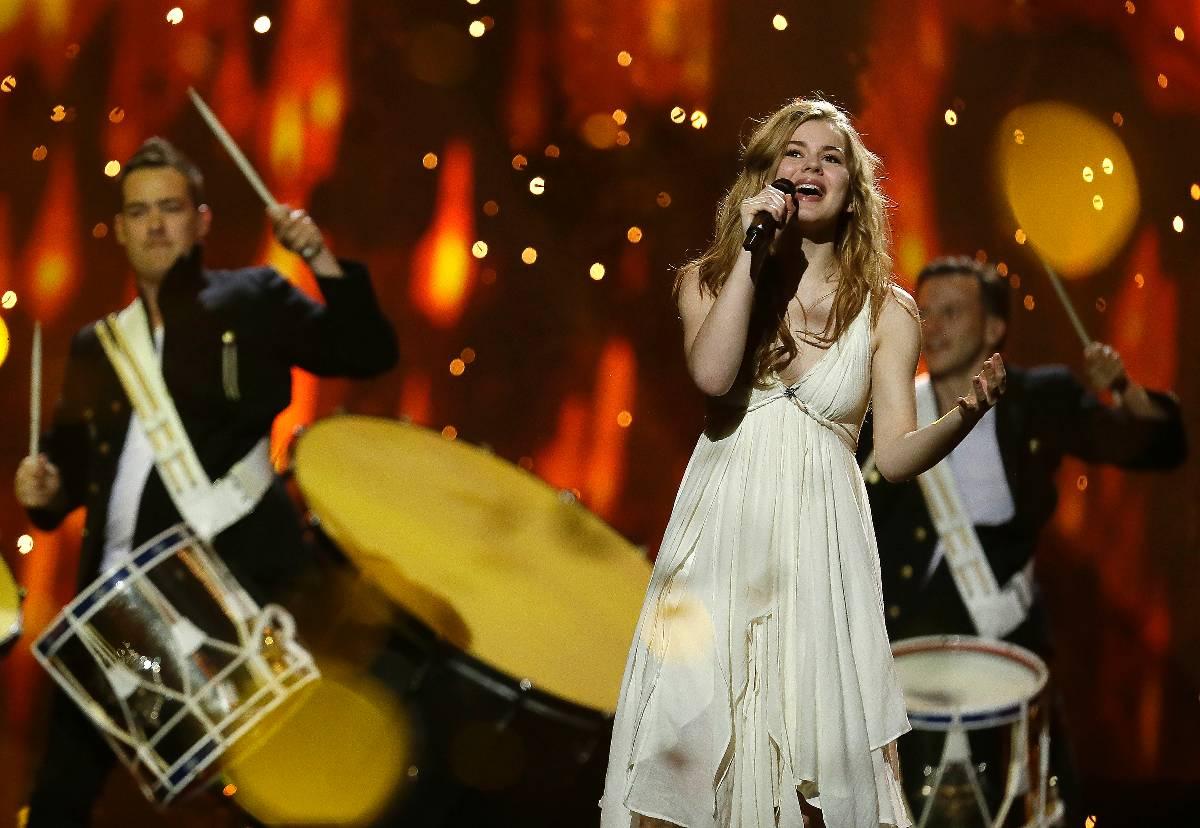 RÖRD VINNARE Redan innan alla länder hade avslöjat sina röster stod det klart att Emmelie de Forest stod som vinnare av Eurovision song contest 2013.