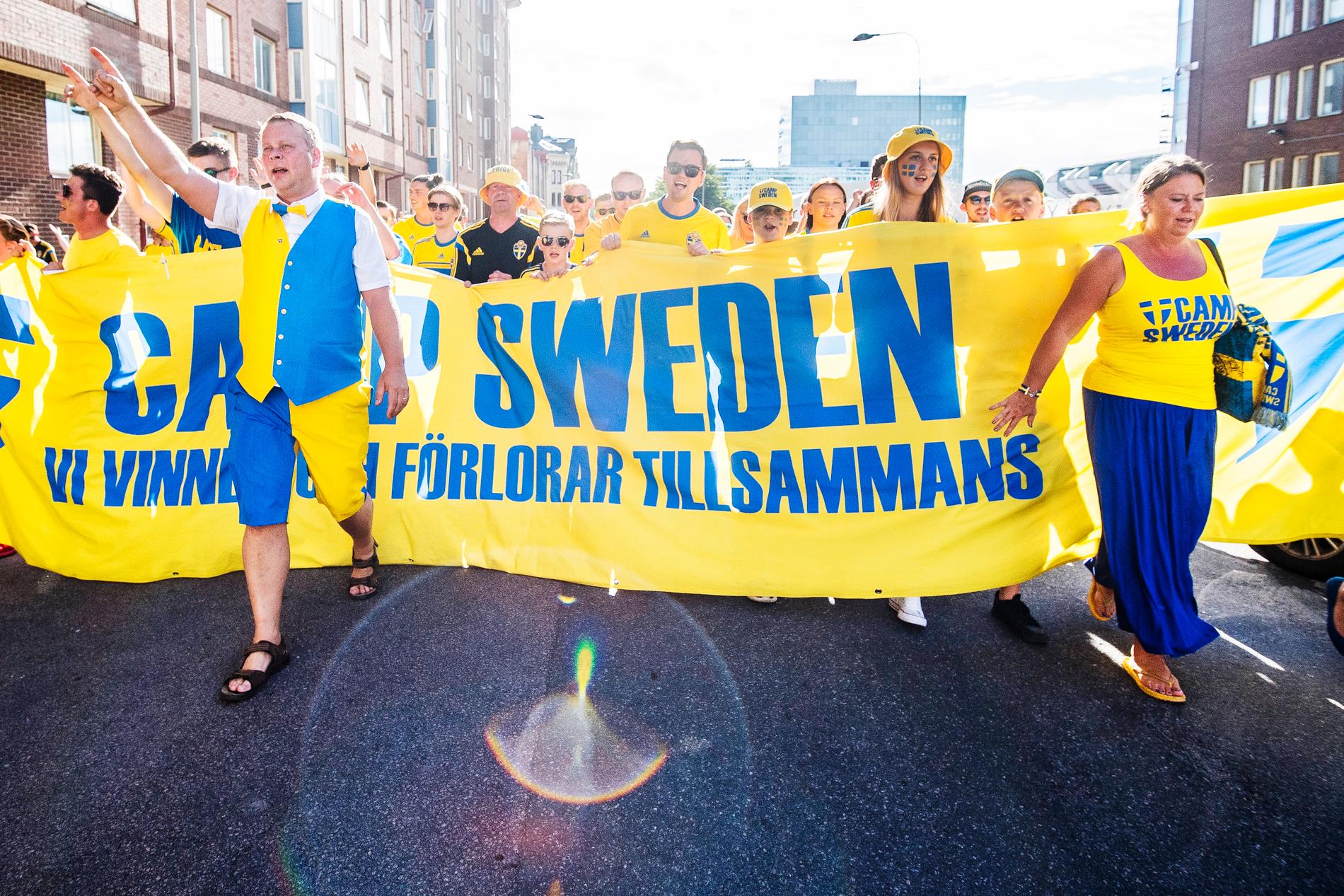 Runt 1 000 svenska fans kommer att finnas på plats.