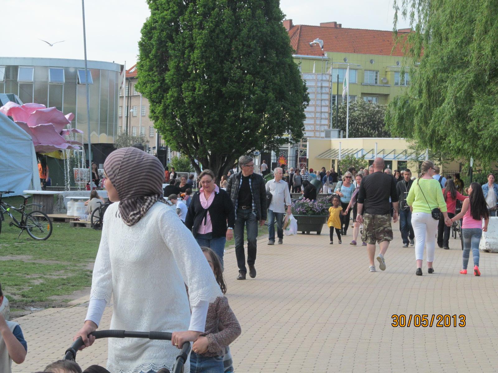 Folkets Park i Malmö. Mötesplats för alla, med tivoli, restauranger med mer.