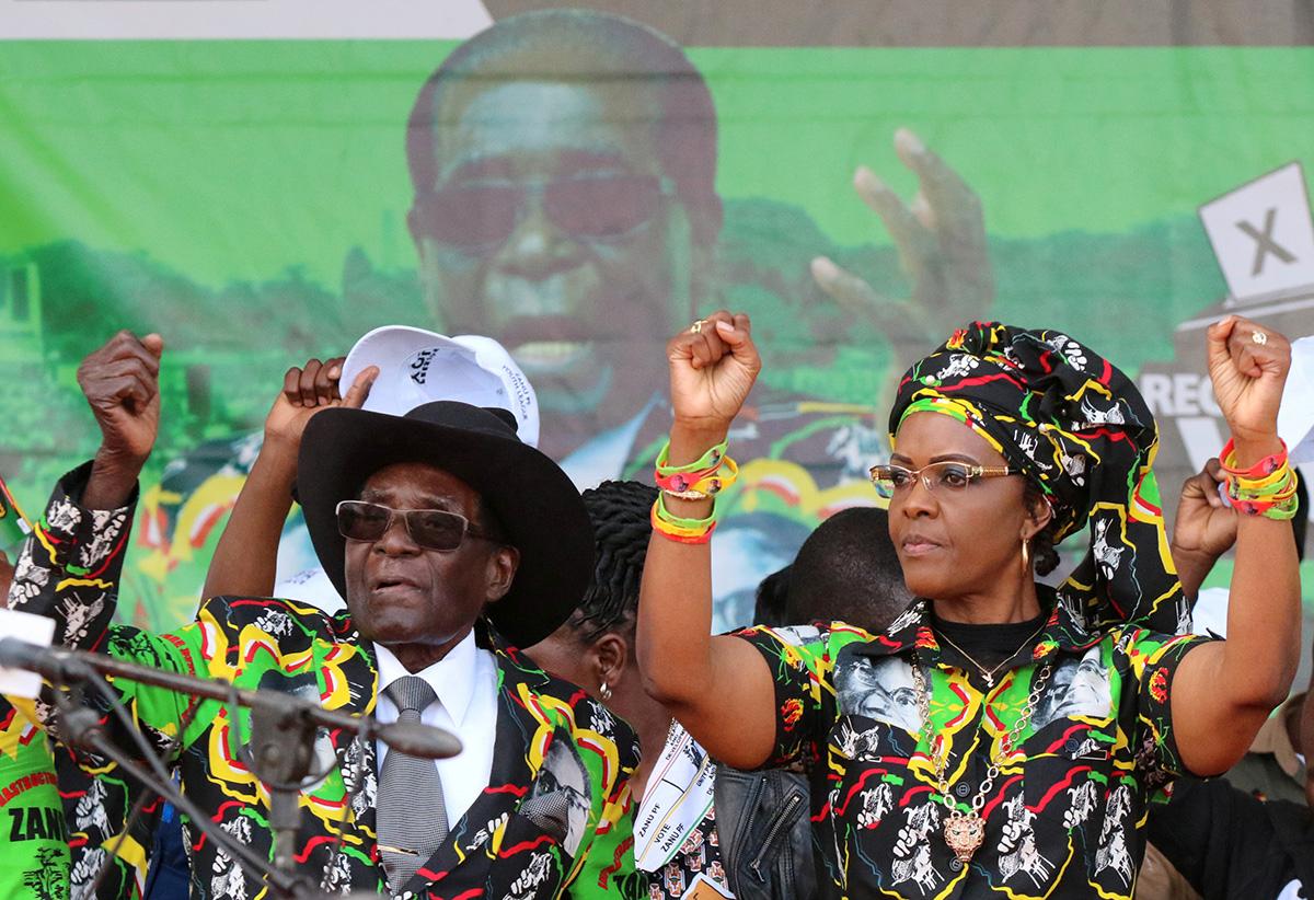 Robert Mugabe och hans fru Grace Mugabe.