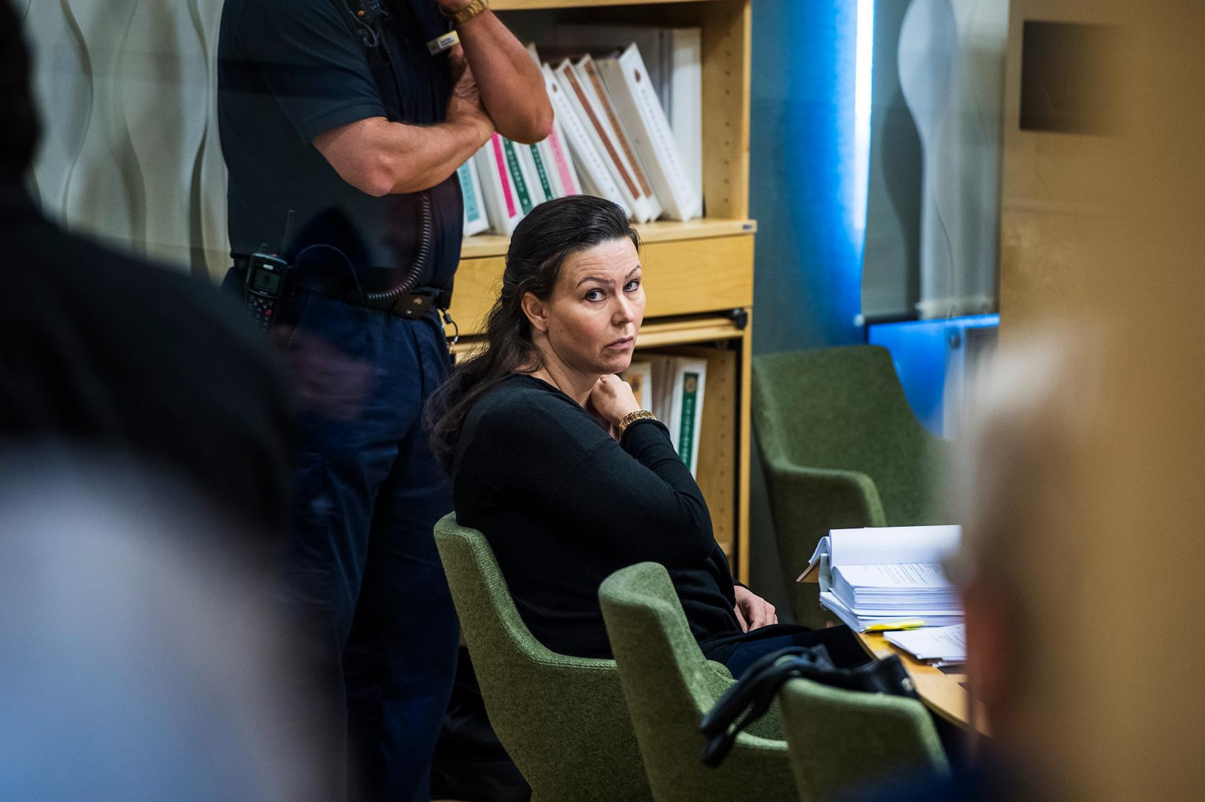 Arbogakvinnan Johanna Möller är enligt tingsrätten skyldig till mord på sin tidigare make och sin pappa.