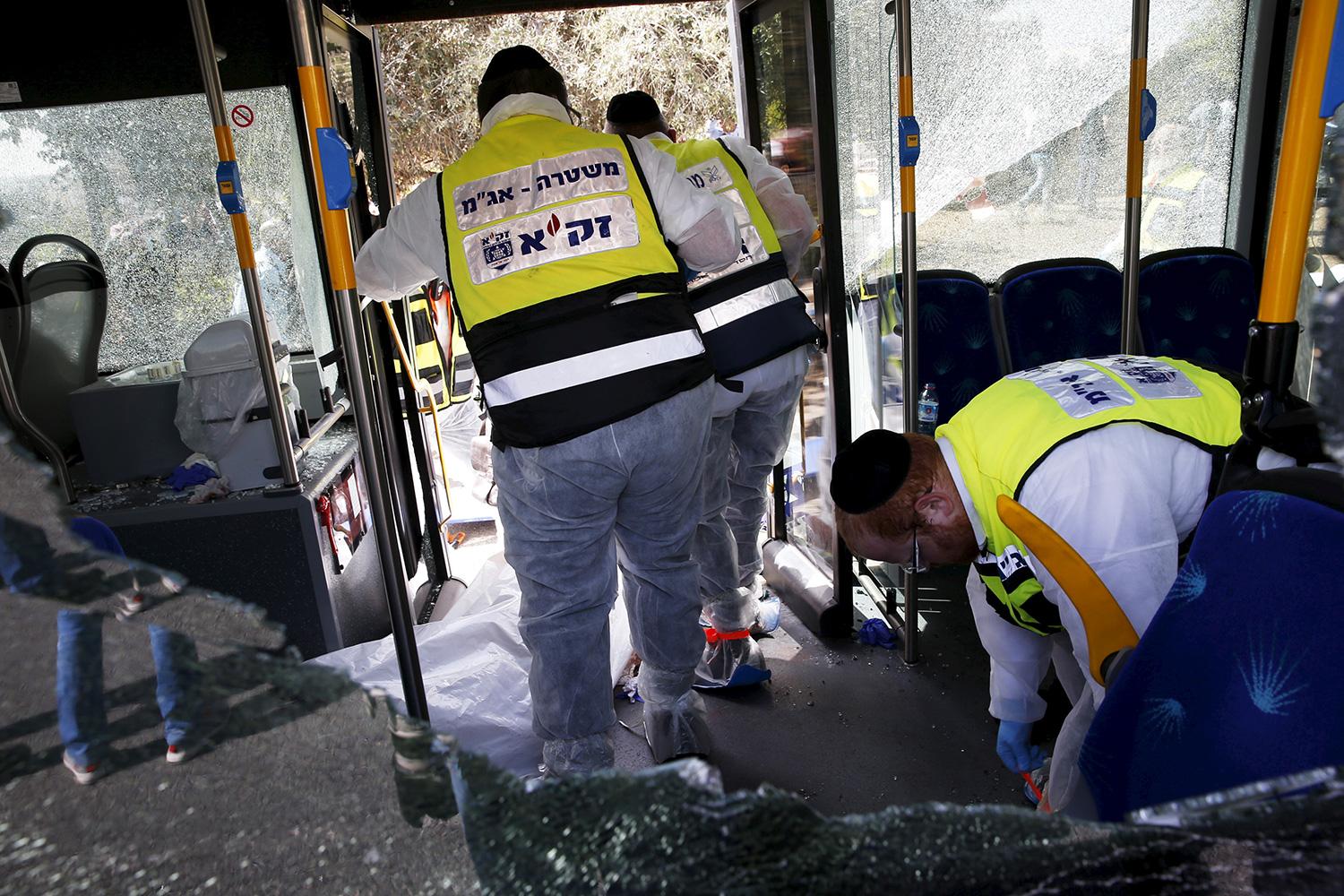 Minst tre människor dödades och flera skadades i de nya våldsdåd som drabbade Jerusalem på tisdagen.