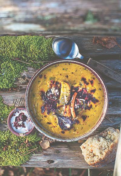 Röd linssoppa: soppa som både är snabb, smakrik och nyttig.