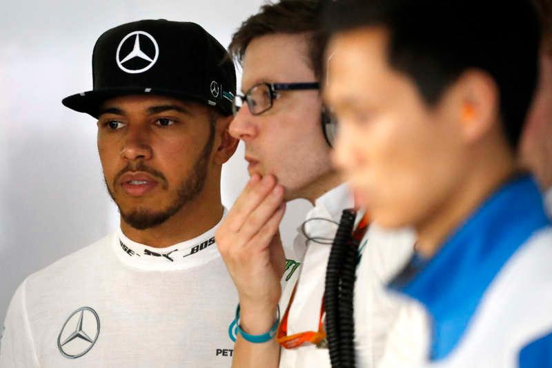 Lewis Hamilton vill se en äldre typ av F1-bil.