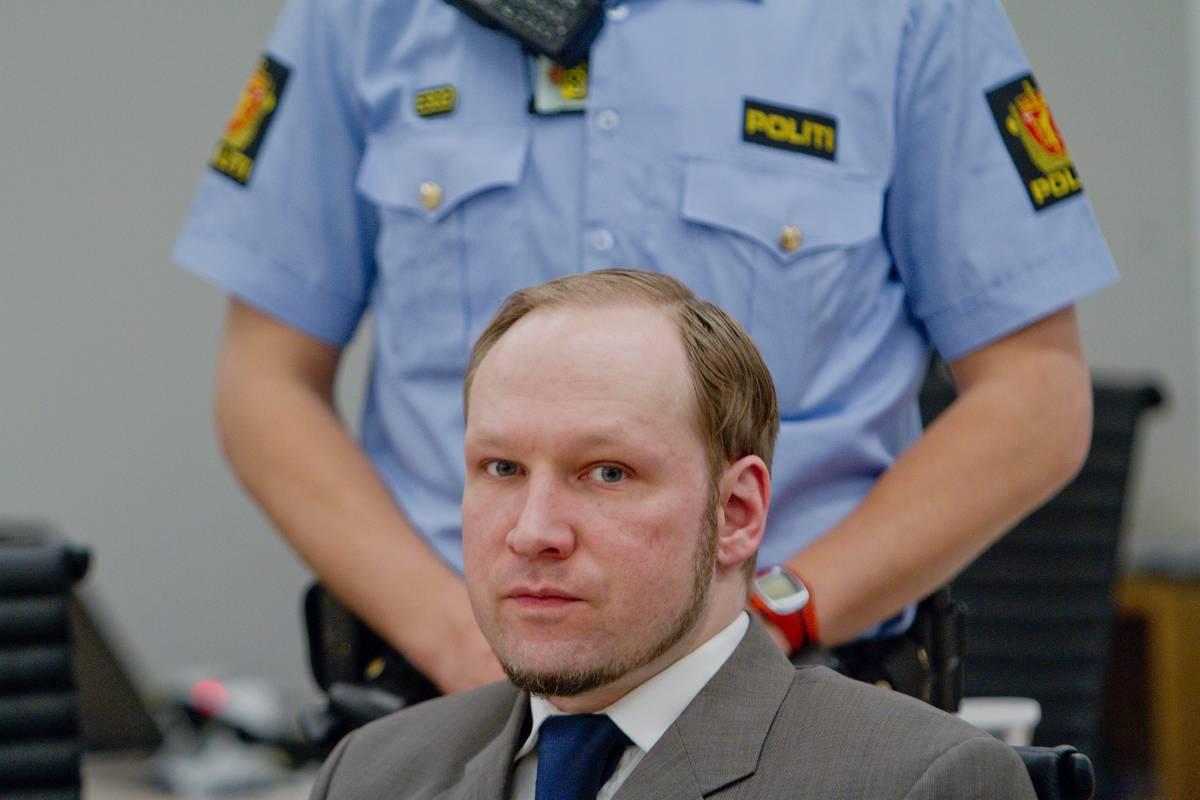 omdebatterad Psykiatrikerna måste avgöra om Anders Behring Breivik ska dömas till fängelse eller vård. Foto