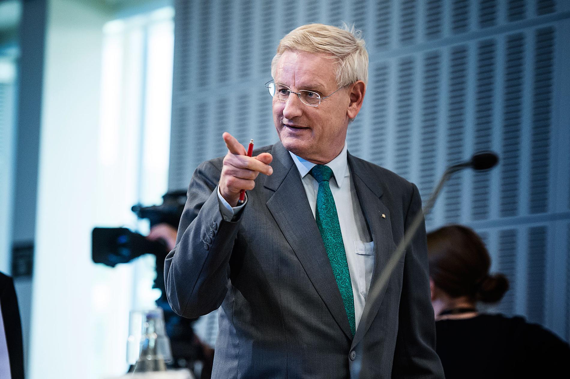 I en intervju med norska NRK vill förre moderatledaren Carl Bildt inte ge ett rakt besked om han kandiderar till partiledarposten eller inte. Arkivbild.