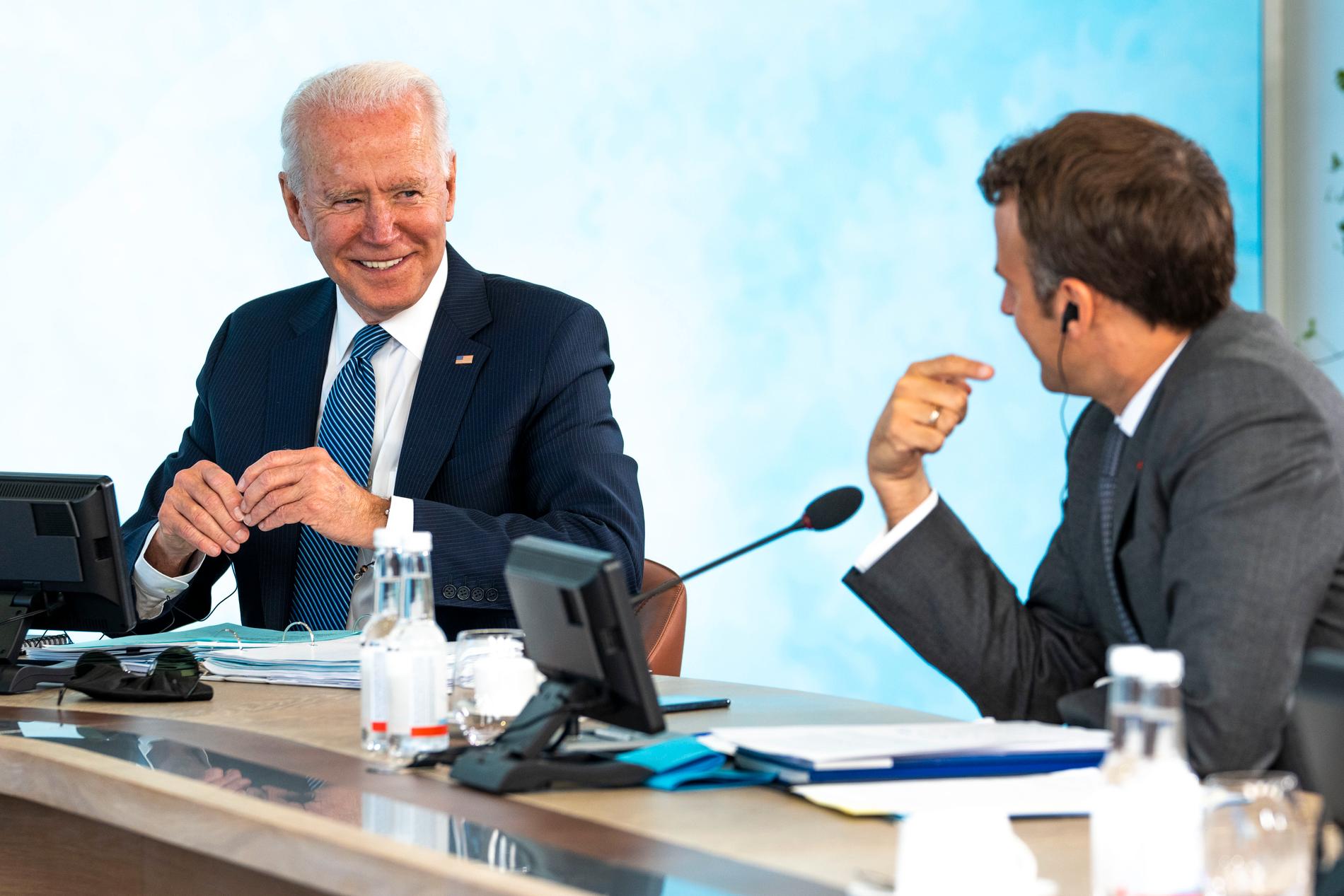 USA:s president Joe Biden och hans franske kollega Emmanuel Macron under G7-mötets sista dag.