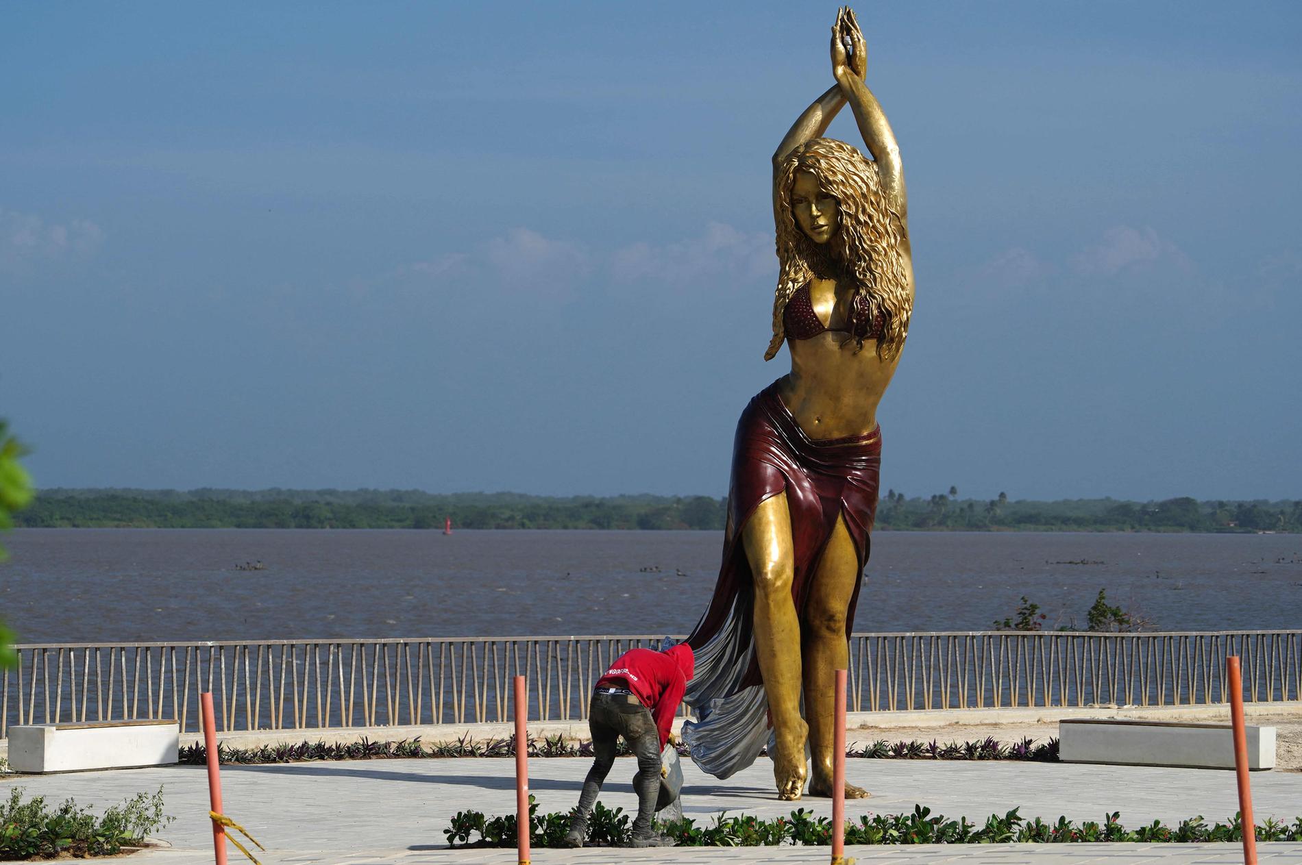 Shakiras höfter ljuger inte. Nu har den colombianska storstjärnan blivit staty i hemstaden Barranquilla.