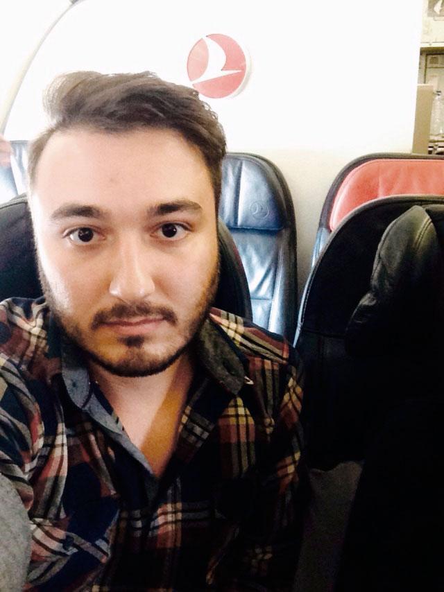 Ali Salman, 25, befann sig ombord på ett plan redo att lyfta när beskedet om det stängda luftrummet kom.