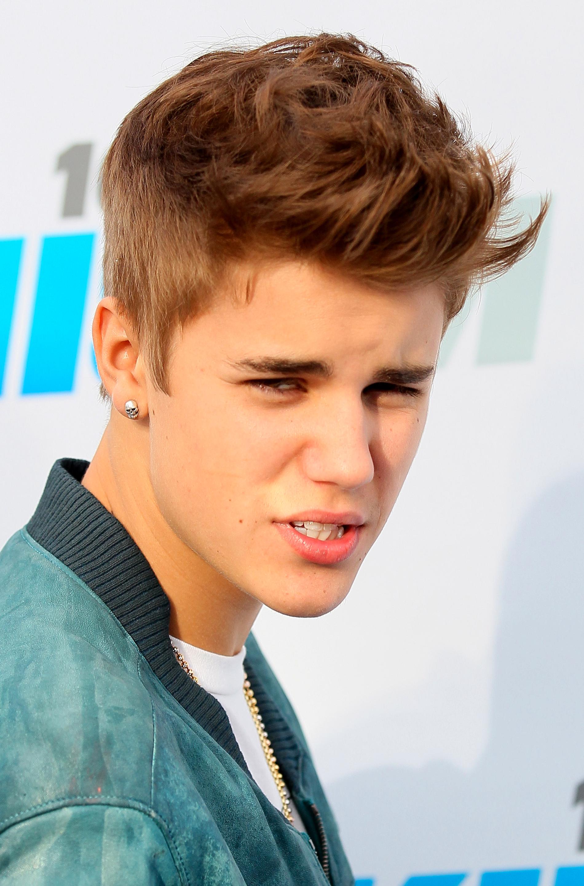 Blue steel? Men Bieber, du har ju bruna ögon.