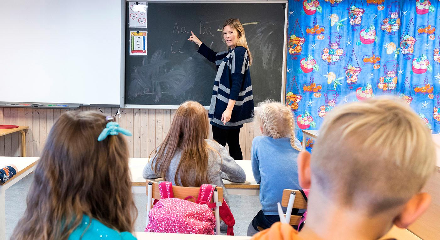 Forskare och lärare är eniga: efter marknadsskolan måste Sveriges lärare få förutsättningar att ta ansvar för undervisningen.