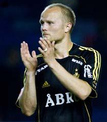 Nicklas Carlsson i AIK-tröjan. I morgon kan han göra allsvensk comeback – mot AIK...
