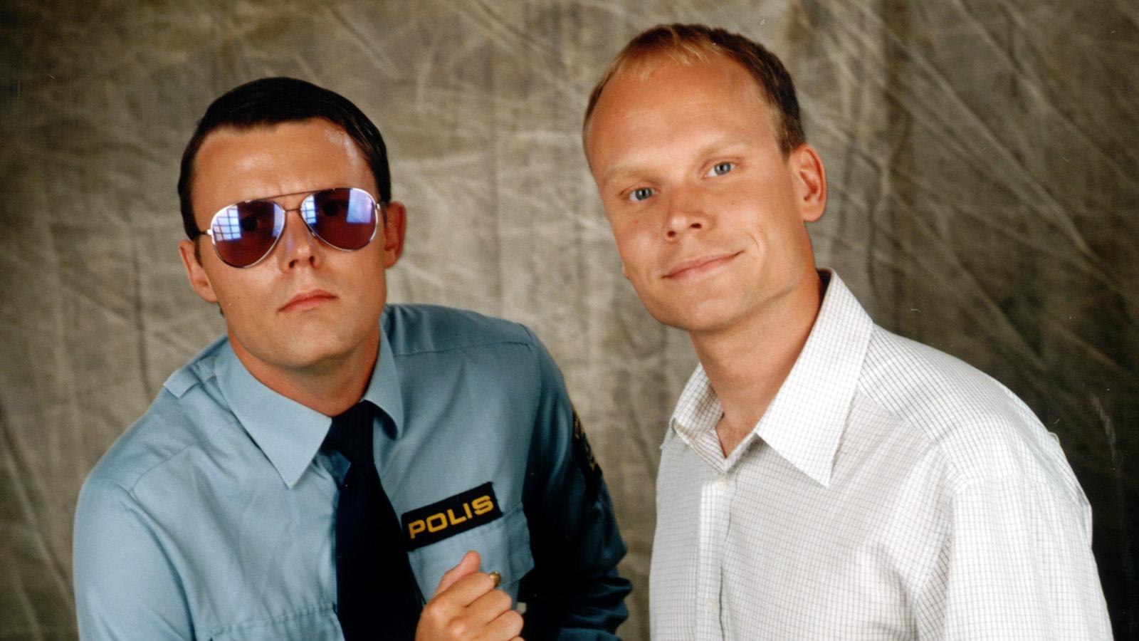 När ”Sen kväll med Luuk” drog igång i TV4 1996 blev Felix Herngren som polismannen Papi Raul snabbt ett populärt inslag.