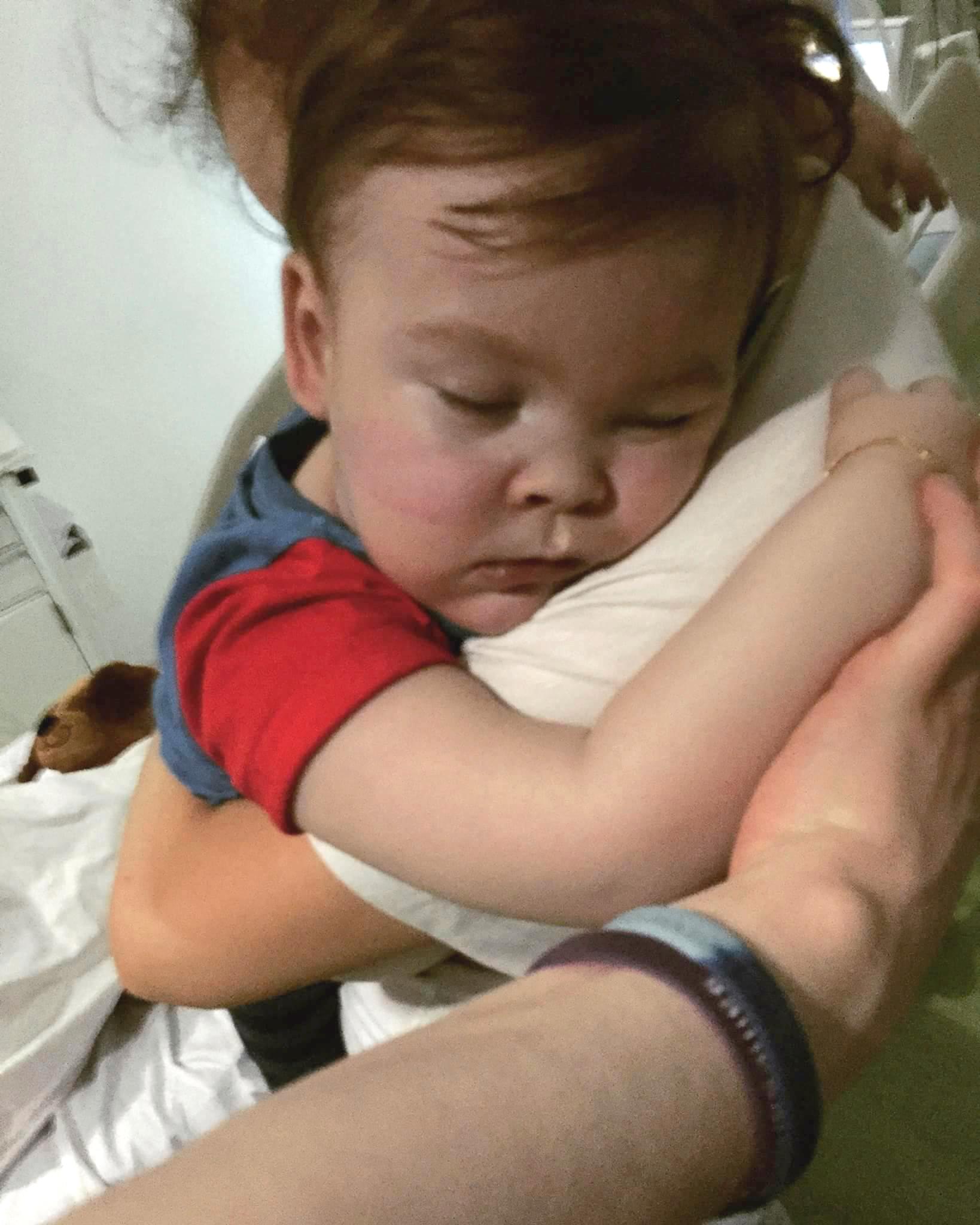 23 månader gamla Alfie Evans är svårt hjärnskadad.