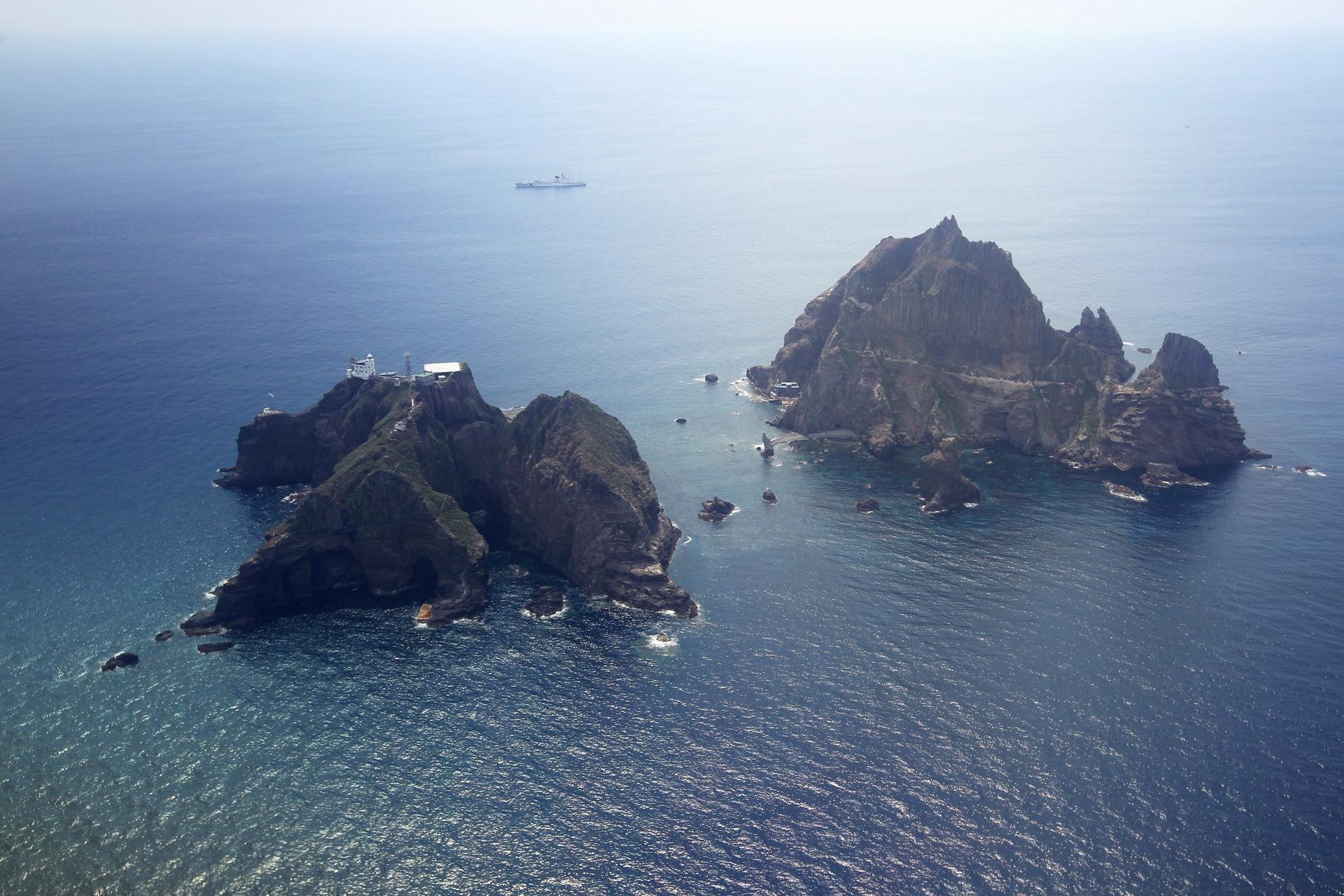 De två öar som i västvärlden heter Liancourt-öarna är föremål för en seglivad dispyt mellan Sydkorea och Japan. Arkivbild.