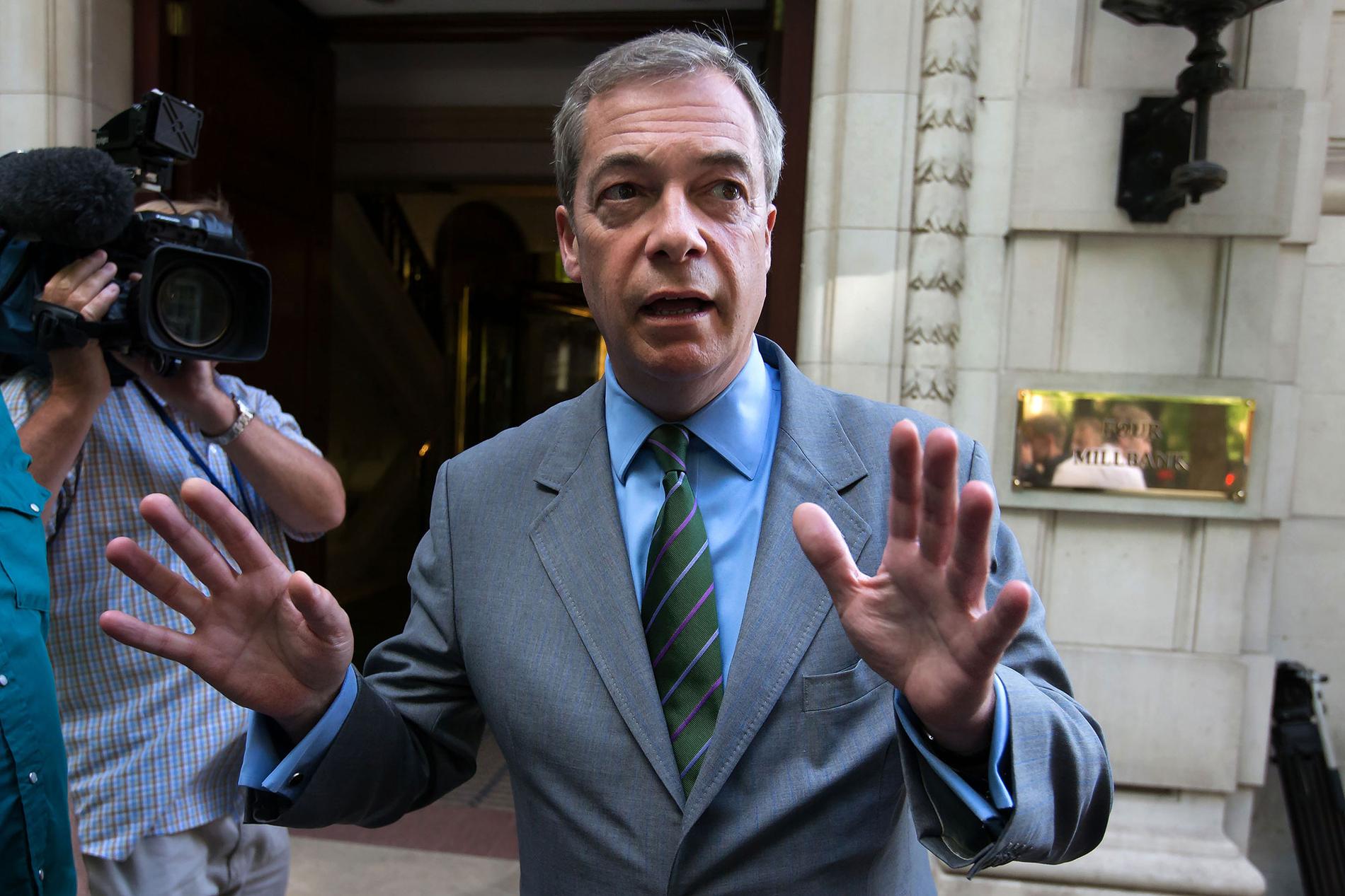 Förre Ukipledaren Nigel Farage öppnar för comeback.