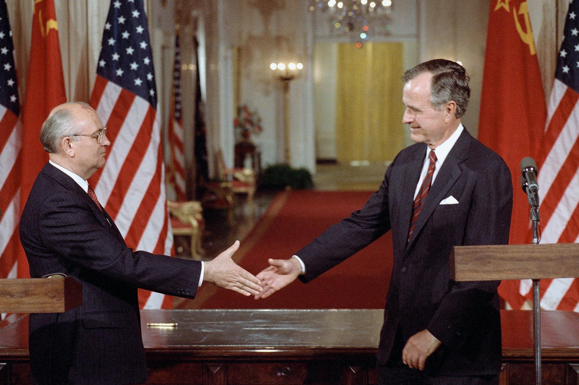 Gorbatjov och George H. Bush. 