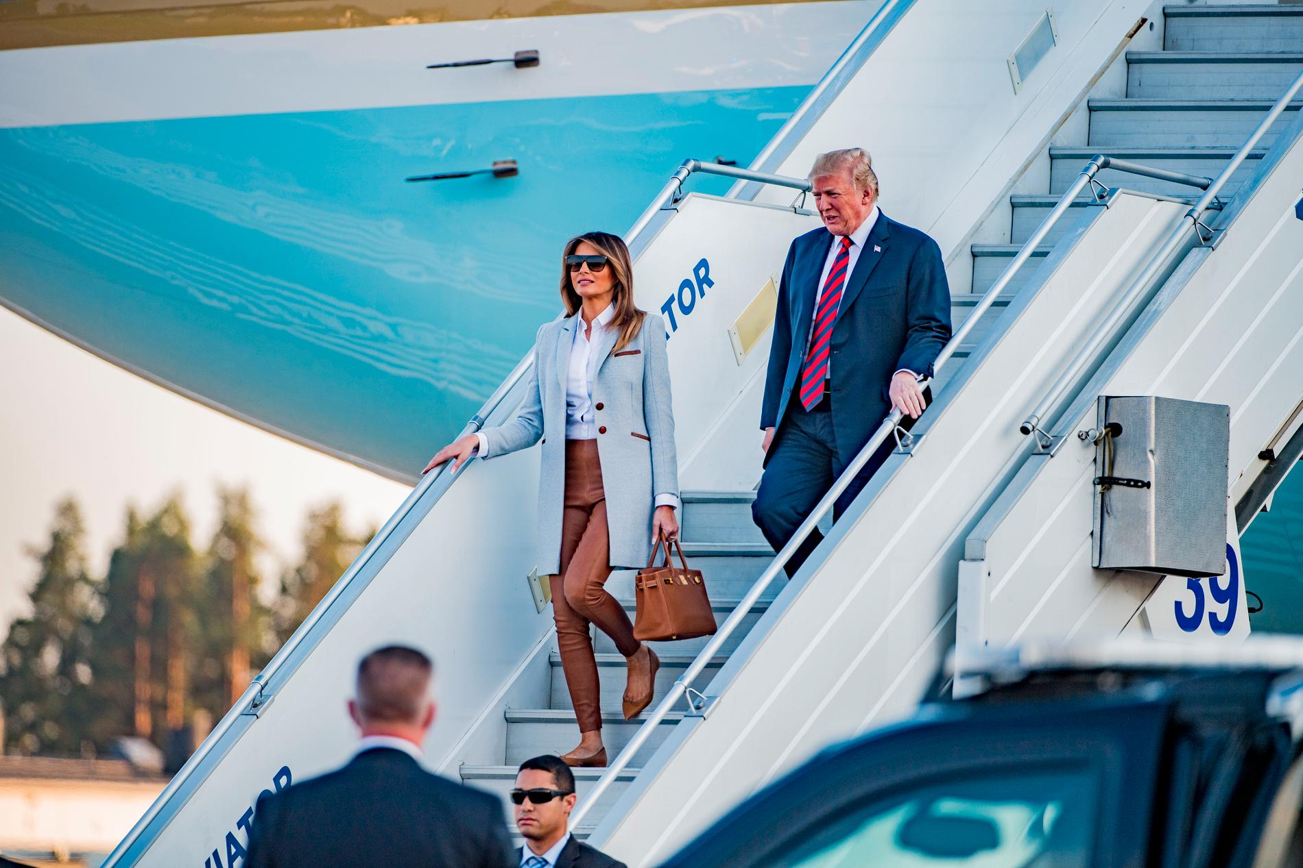 Donald och Melania anländer till Helsingfors