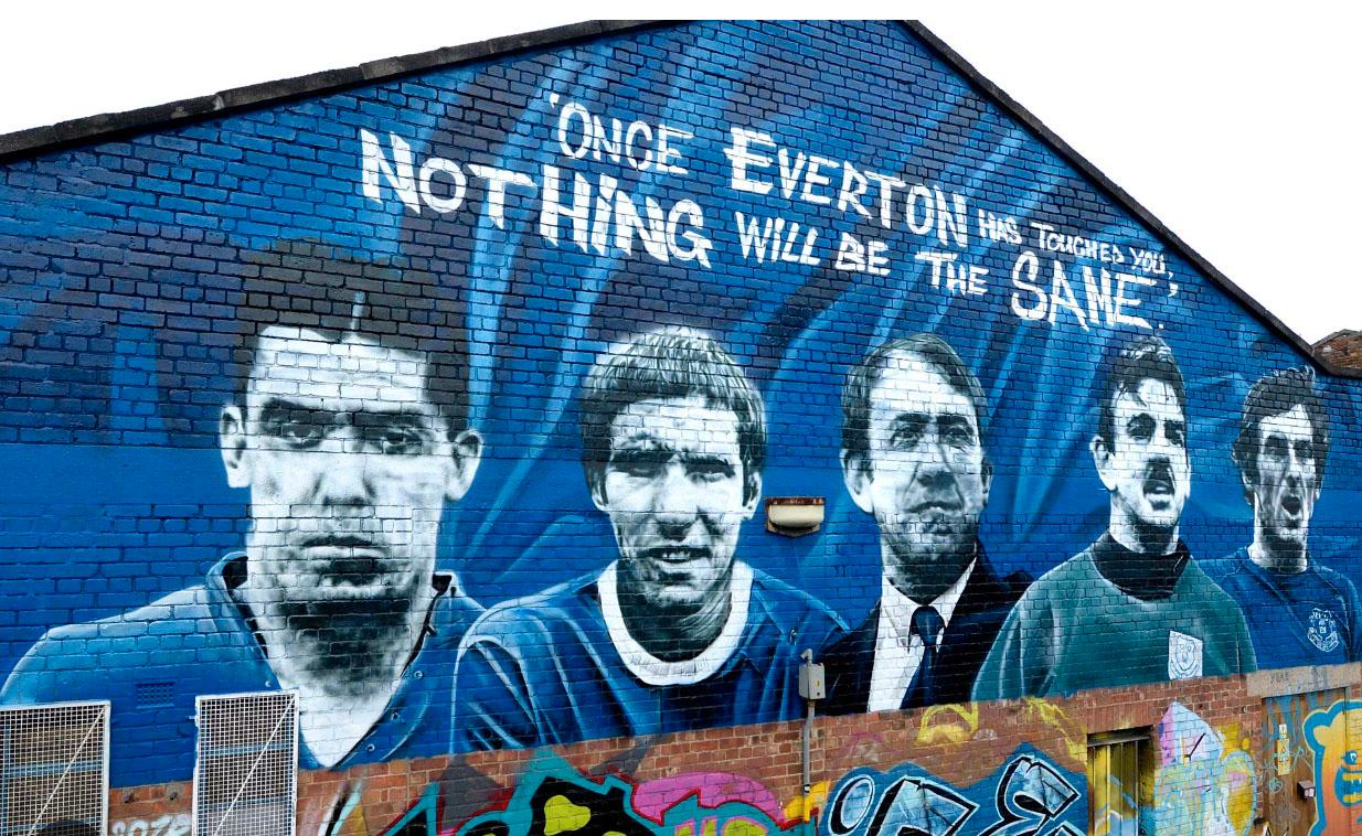 BBC:s poddserie ”Everton – nothing will be the same” får man följa den anrika fotbollsklubben under en skakig säsong.