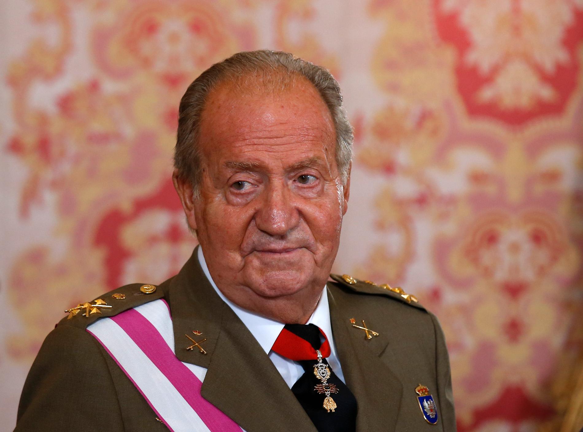 Exkung Juan Carlos hade en älskarinna i många år. Hon fick ca 600 miljoner kronor i gåva av kungen, pengar som Juan Carlos senare ville ha tillbaka. 