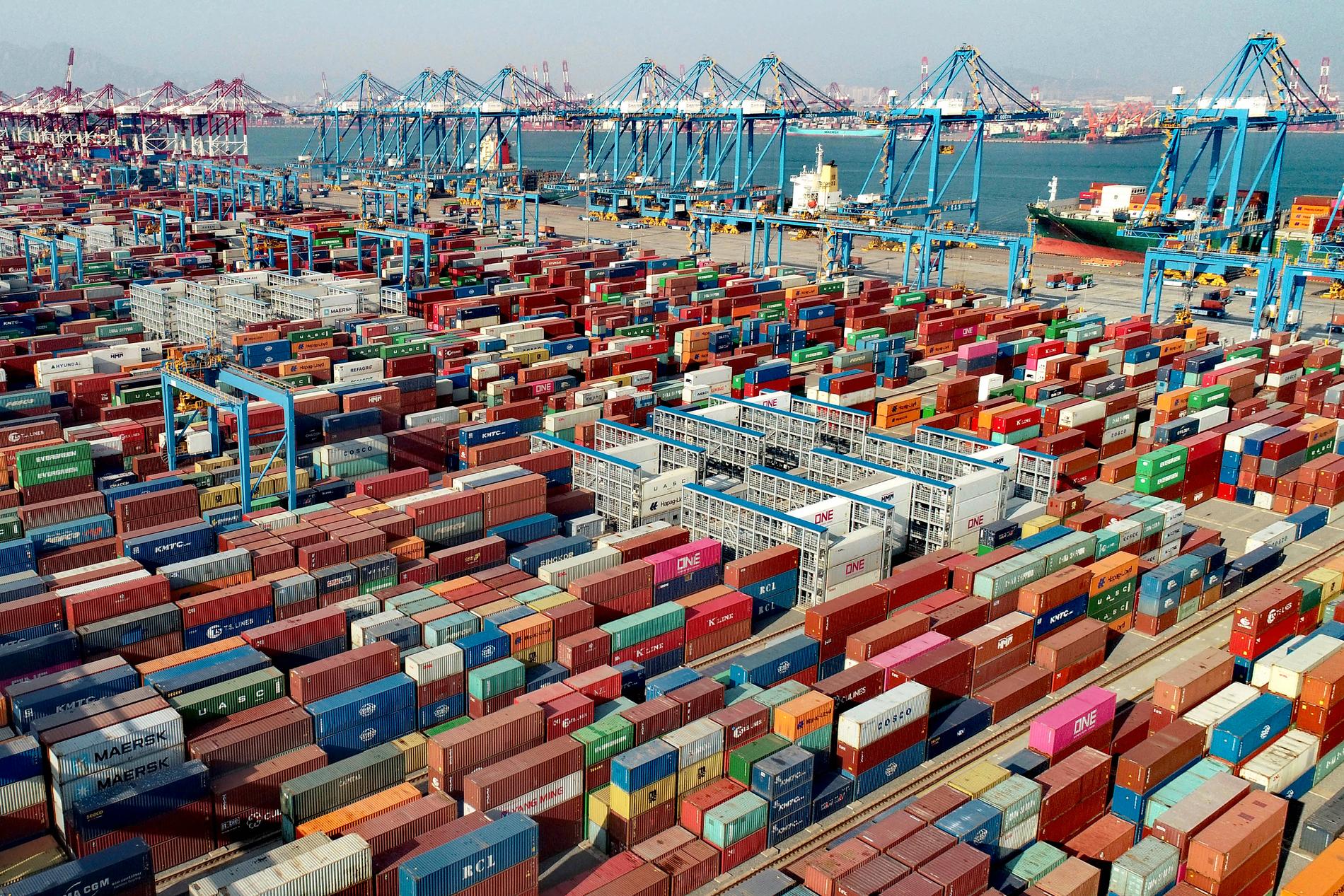 Containerhamnen i kinesiska Qingdao. Arkivbild.