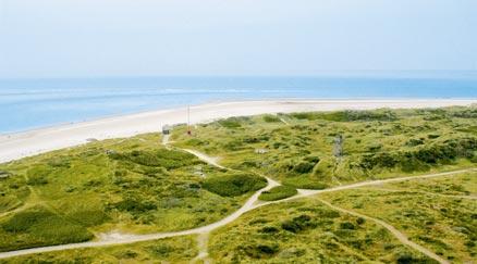 Jyllands västkust består av 25 mil finkorning sandstrand. Ändå är inte naturen enformig.