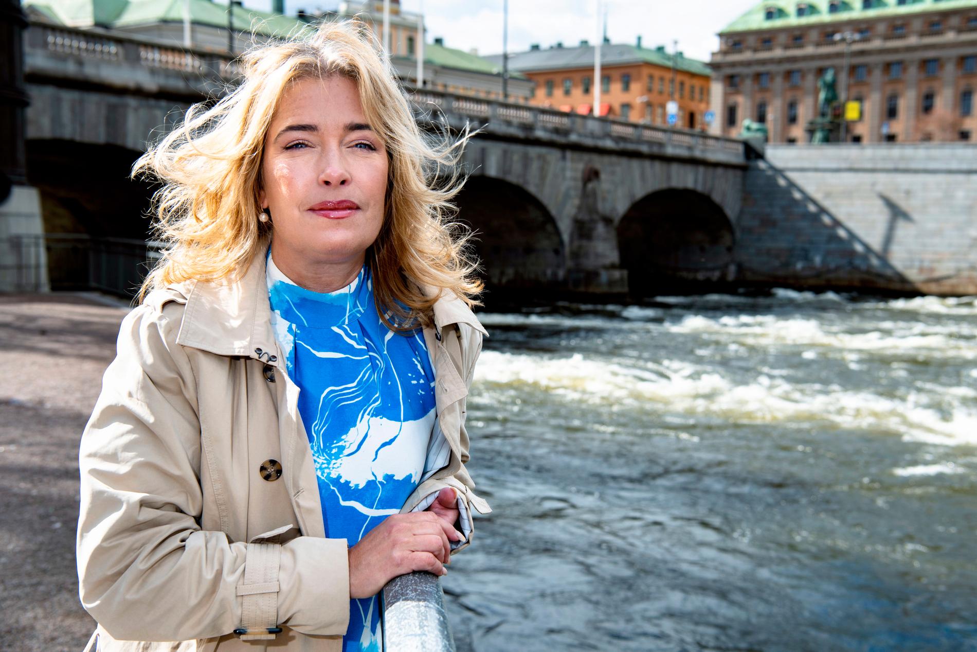 Annika Strandhäll (S) varnar för regeringens nannyreform.