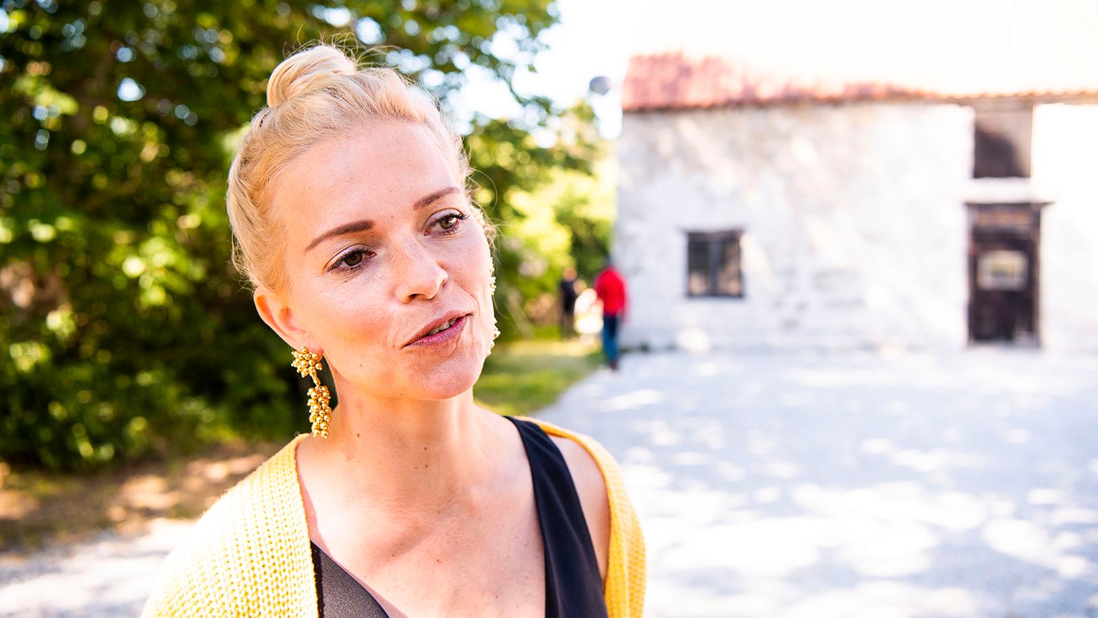Petra Marklund tillbaka på Gotland för att spela in ”Så mycket bättre” 2019.
