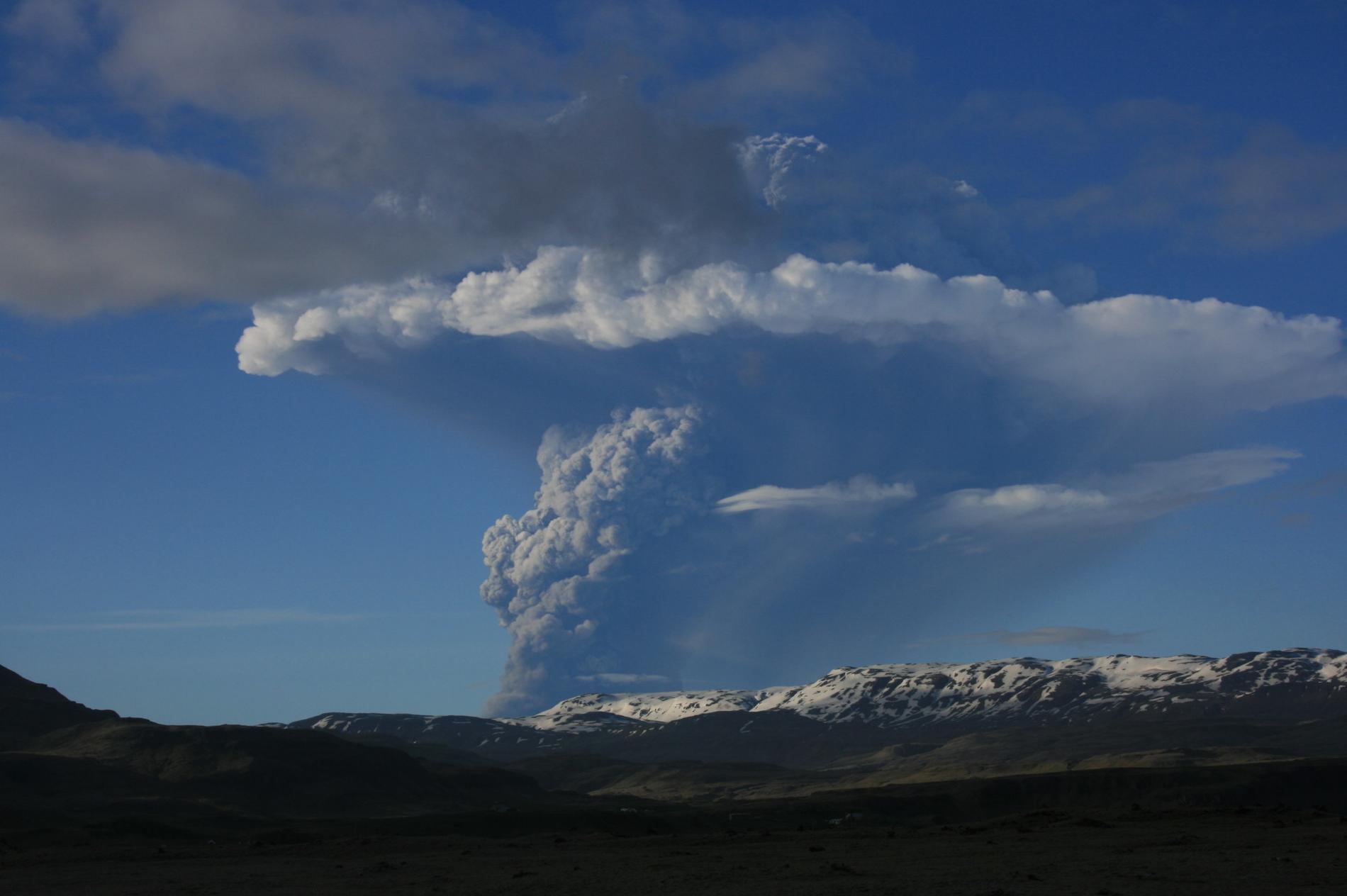 Ett vulkanutbrott kan vara nära förestående på Island.
