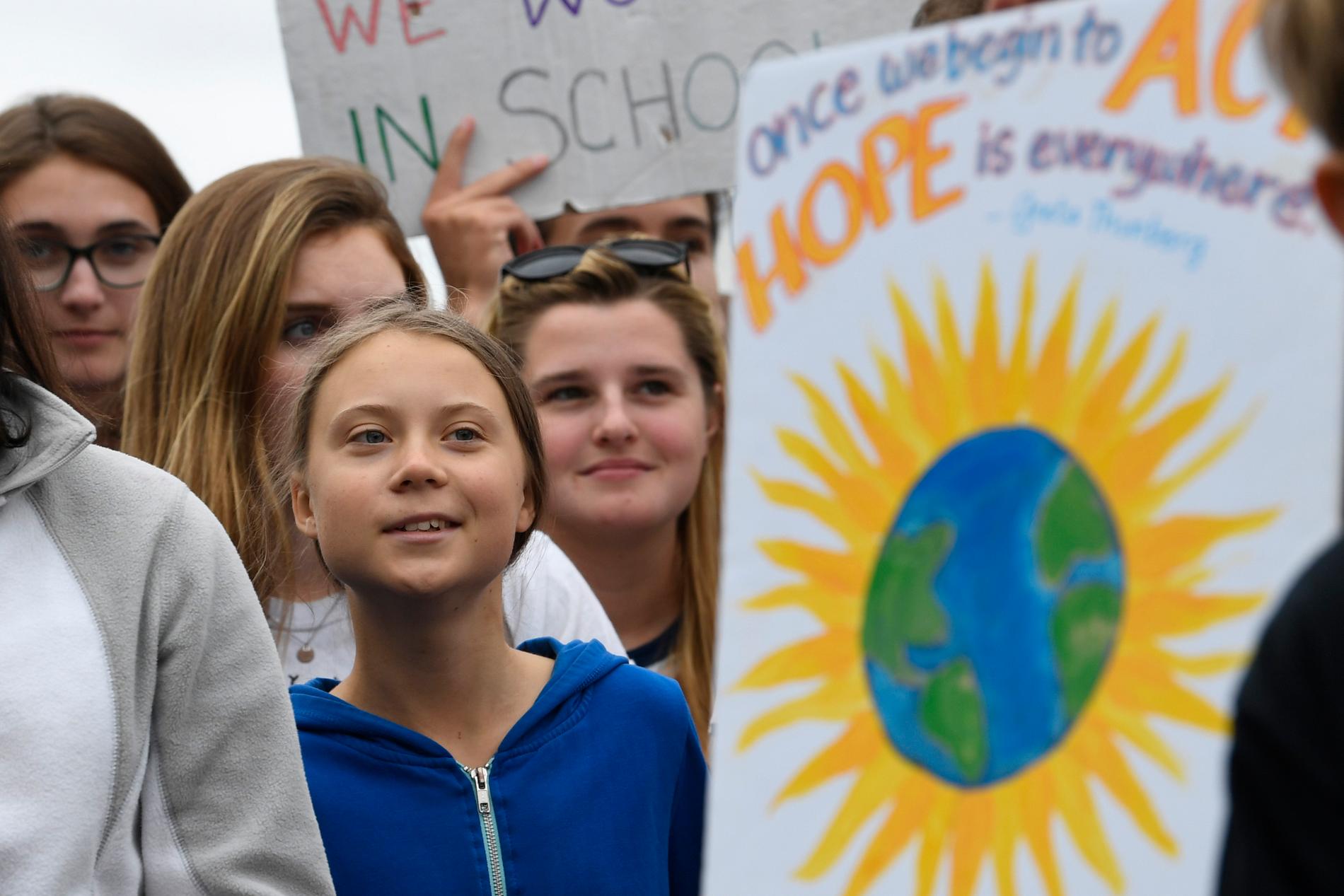 Klimataktivisten Greta Thunberg protesterar utanför Vita huset, Washington.