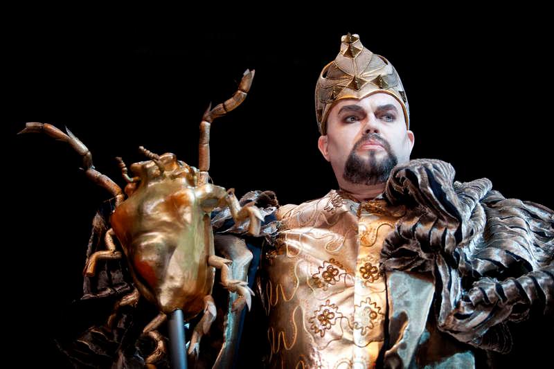 Barytonen Fredrik Zetterström spelar titelrollen i Malmö-operans uppsättning av Aribert Reimanns opera ”Lear”.