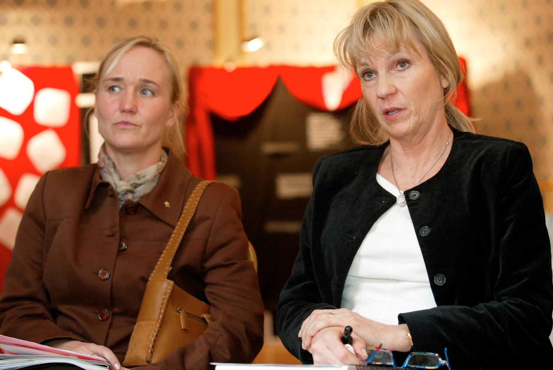 Rättsexperten Ingela Hessius (till höger) tycker det är fel att peka ut en avliden person som misstänkt för mordet på Olof Palme, eftersom bevisningen enligt henne inte skulle hålla i rätten. Arkivbild.