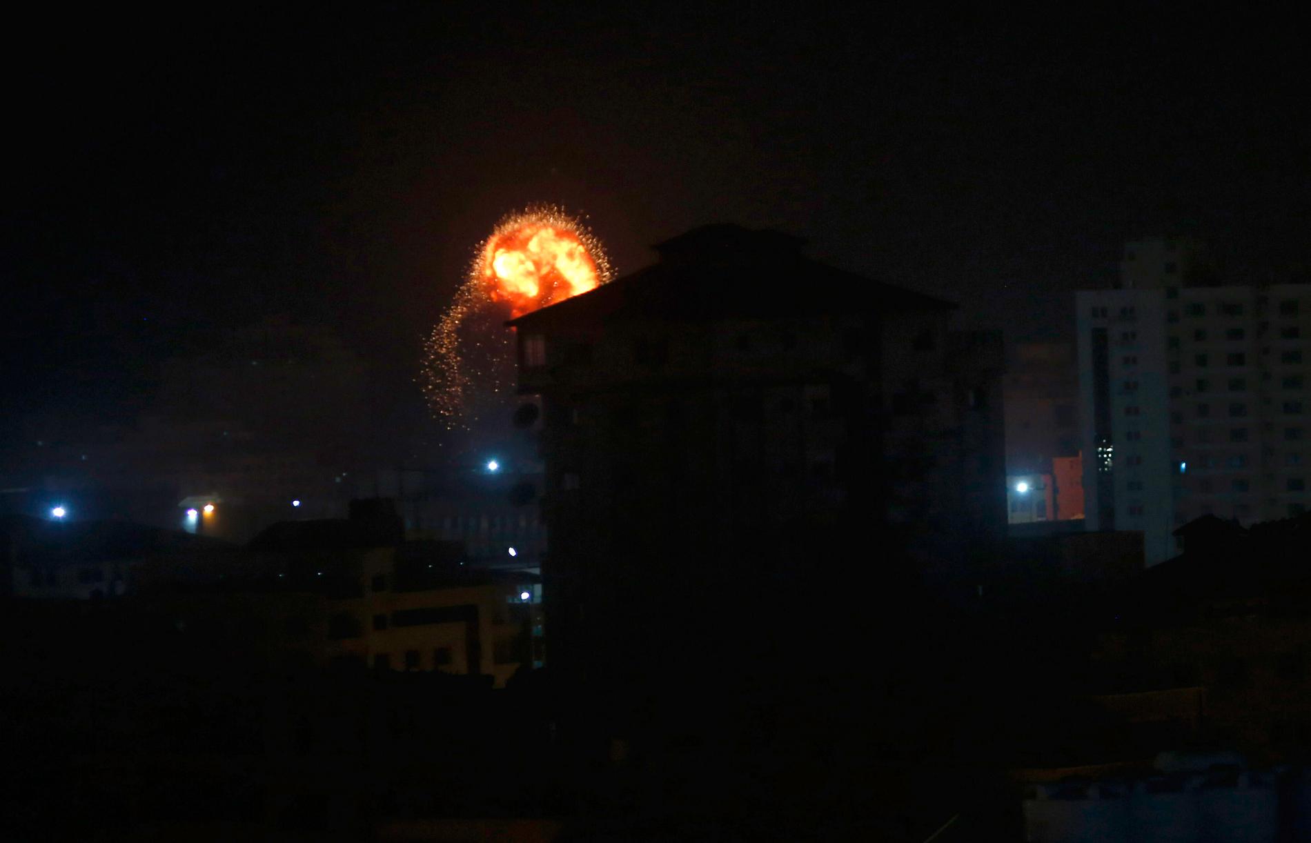 En explosion vid de israeliska anfallen mot Gaza.