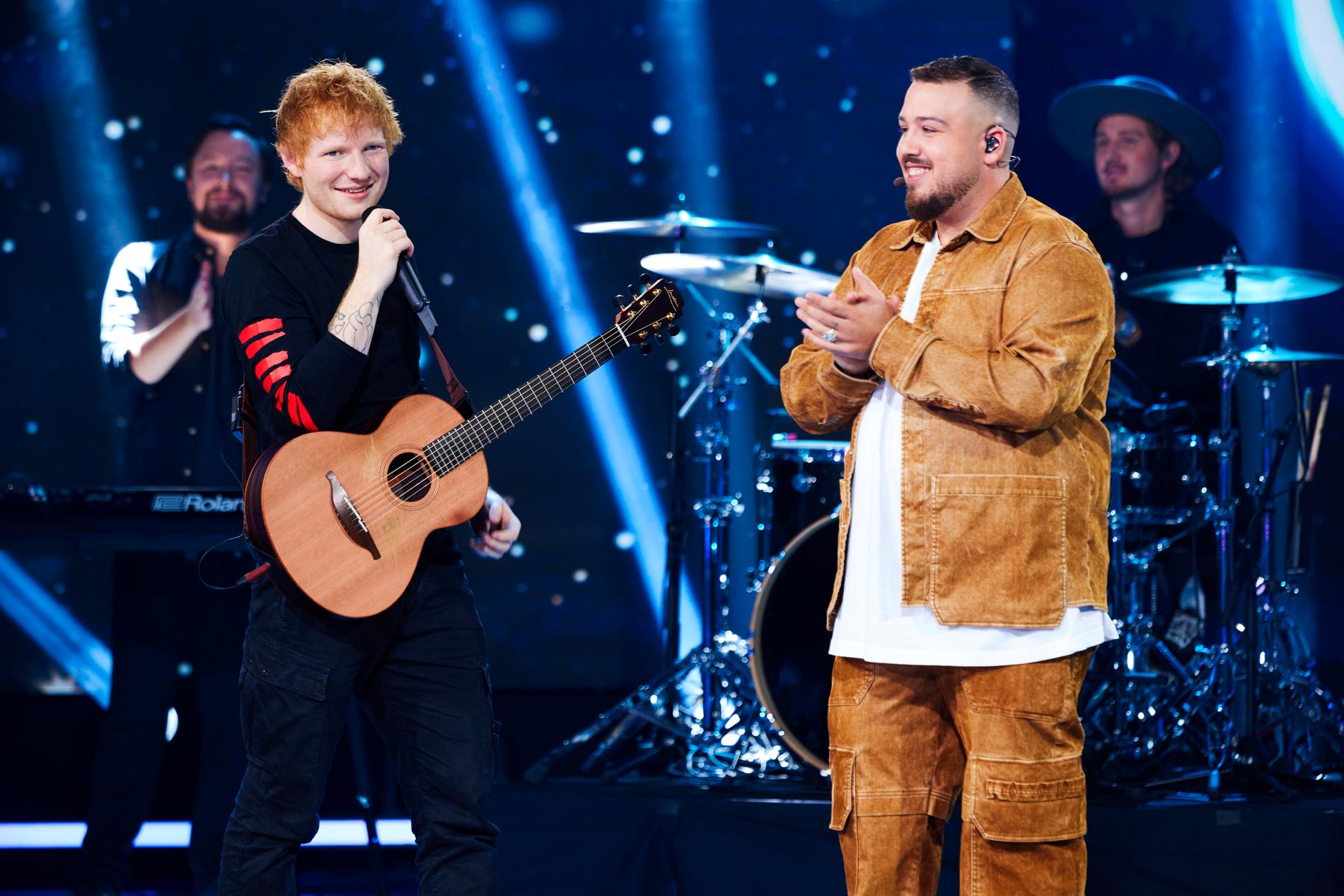 Ed Sheeran uppträdde i Idol på TV4 under sitt besök i Sverige. 