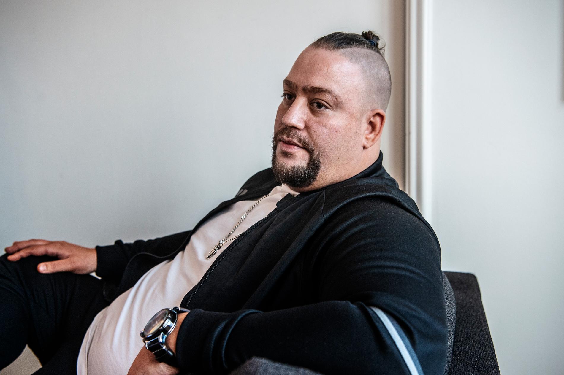 Nano Omar ställer in alla intervjuer under Melodifestivalen i Nyköping