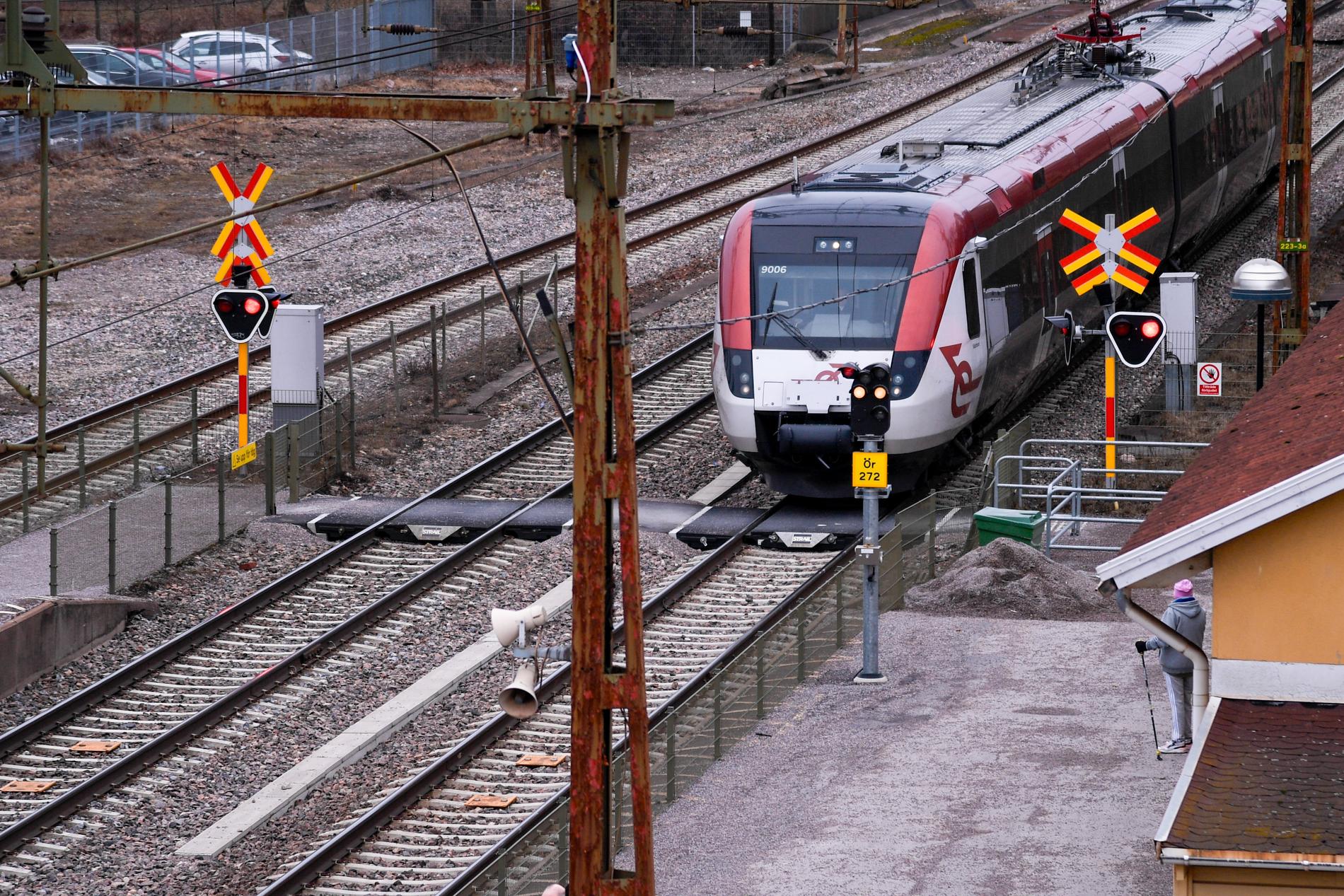 Södra station i Örebro där tre människor blev påkörda av ett godståg och miste livet i onsdags kväll.