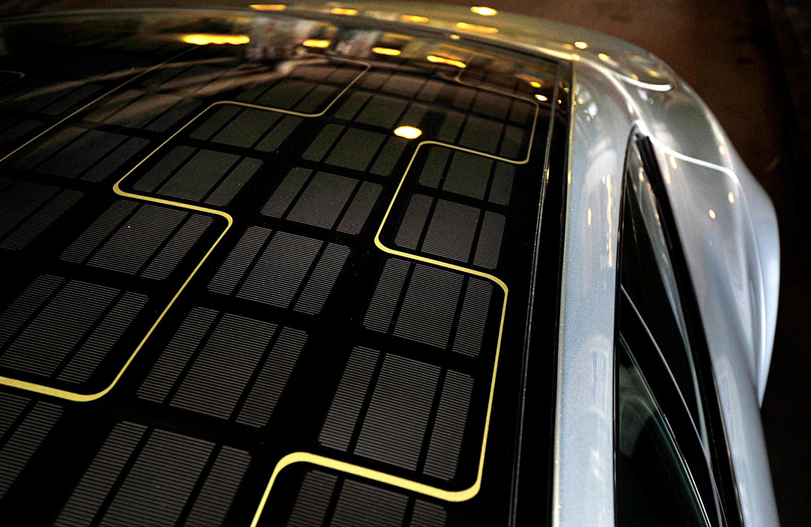 Solceller på taket ger ström åt vissa funktioner. Foto: LASSE ALLARD