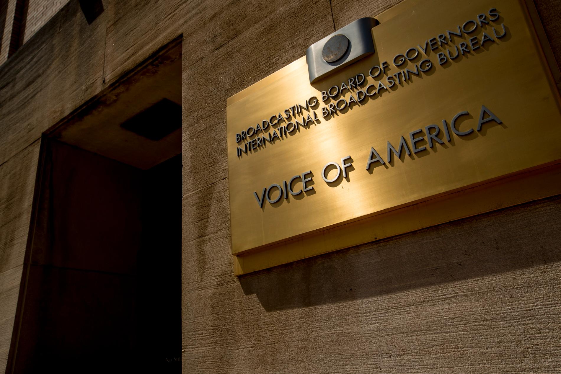Amerikanska nyhetskanalen Voice of America får inte längre sändas i Turkiet. Arkivbild, redaktionsbyggnaden i Washington, USA.