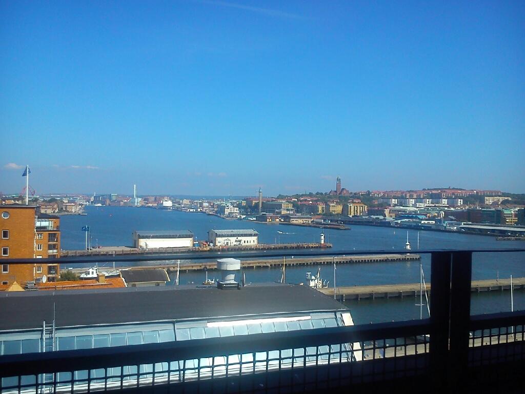 Från vår balkong på Quality Hotel i Eriksberg, Göteborg.