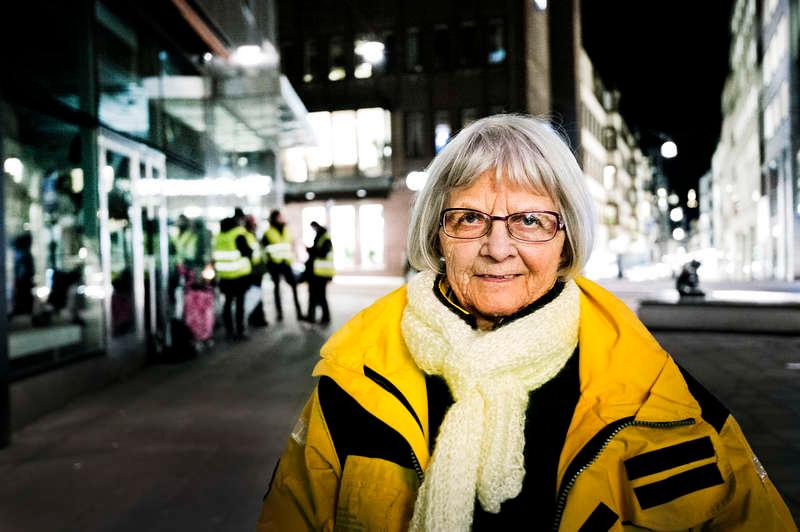 Kallas för ”Ängeln” Elise Lindqvist är aktuell med boken ”Ängeln på Malmskillnadsgatan”, en självbiografisk berättelse om sitt liv som beskriver vägen in i prostitutionen och vägen bort från gatan. På fredag gästar hon tv-programmet Skavlan.