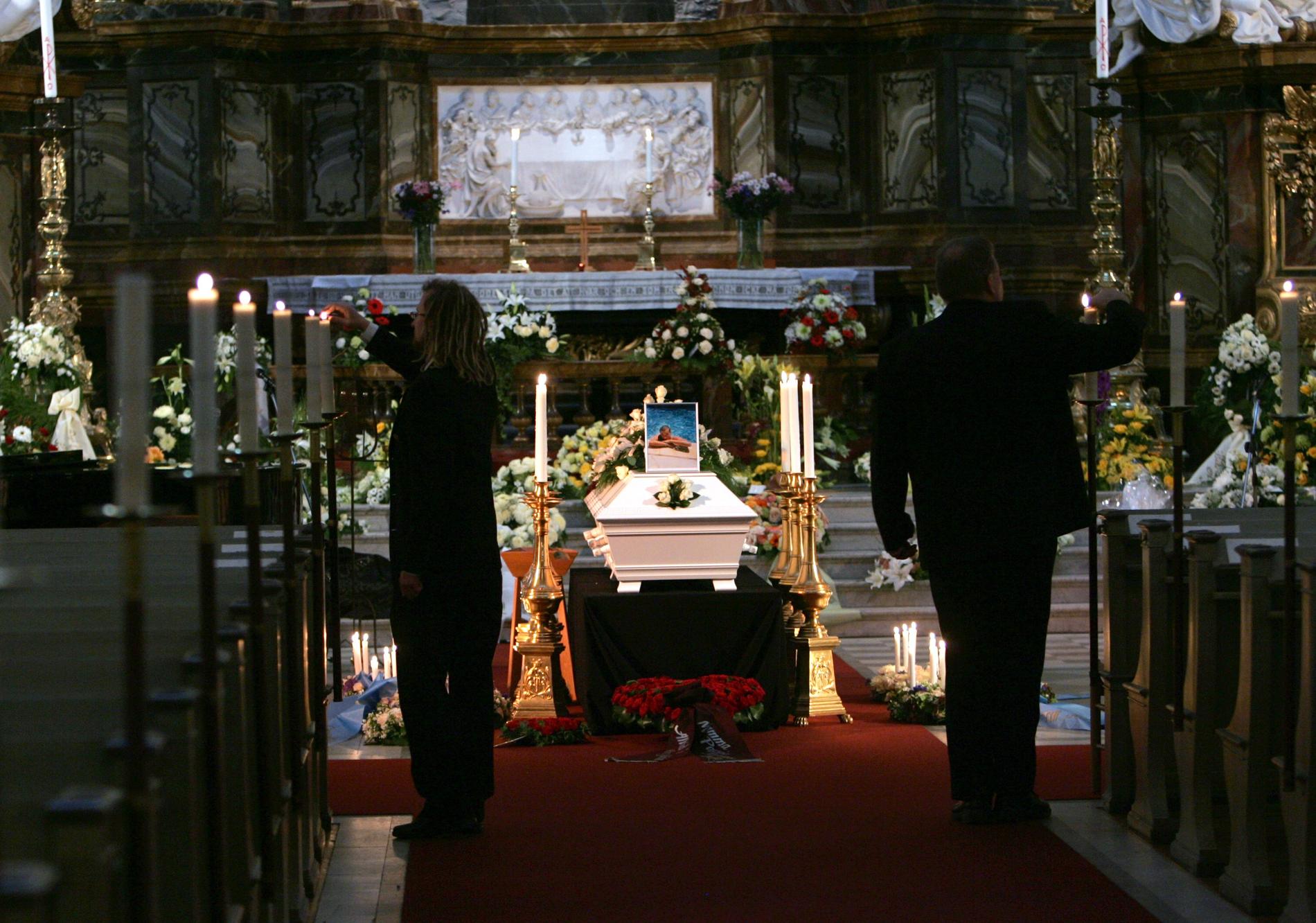 Begravning av Riccardo Campogiani i Gustav Vasa kyrka, 2007. Arkivbild.