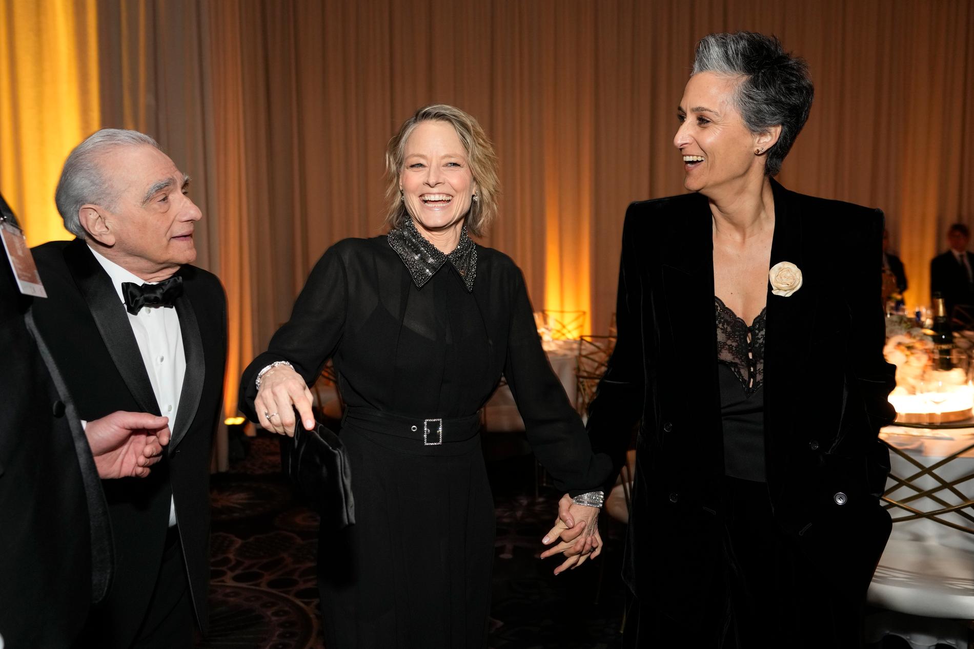 Martin Scorsese, Jodie Foster och Alexandra Hedison på Golden Globe-galan 2024.